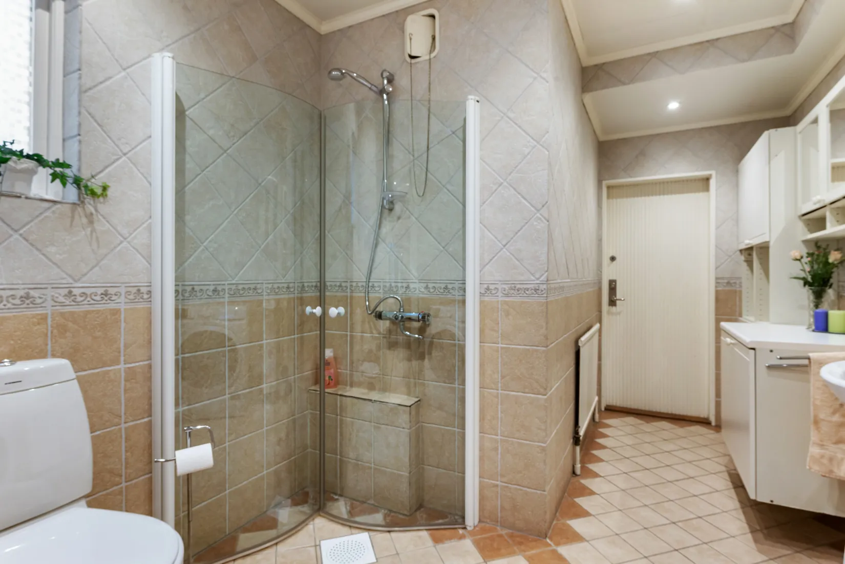 Villa, Ledungsvägen 24, Täby Kyrkby, Täby