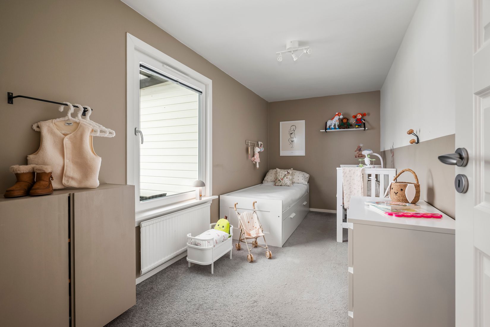 Villa, Radhus, Rädisvägen 126, Hässelby Norra Villastad, Stockholm