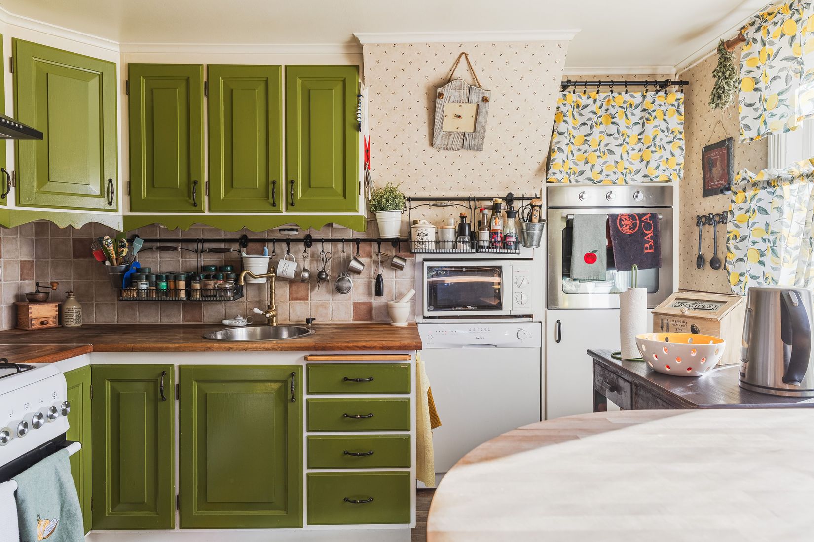 Villa, Genvägen 1, Centralt, Bromölla