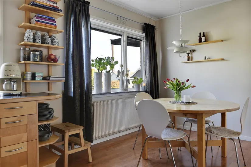 Villa, Bondegatan 14, Centrum, Tibro
