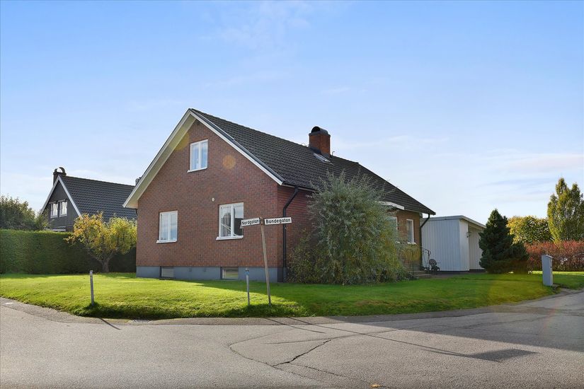 Villa, Bondegatan 14, Centrum, Tibro