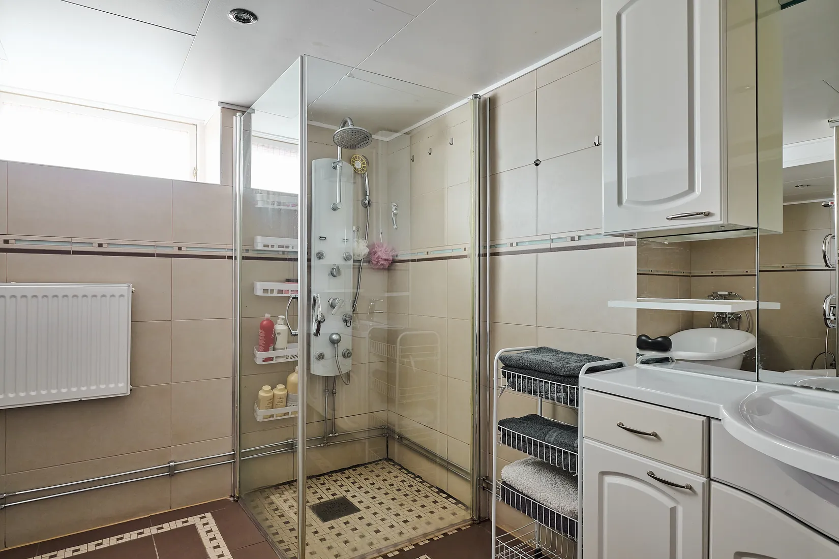 Villa, Stenkilsgatan 17, Röksta, Eskilstuna