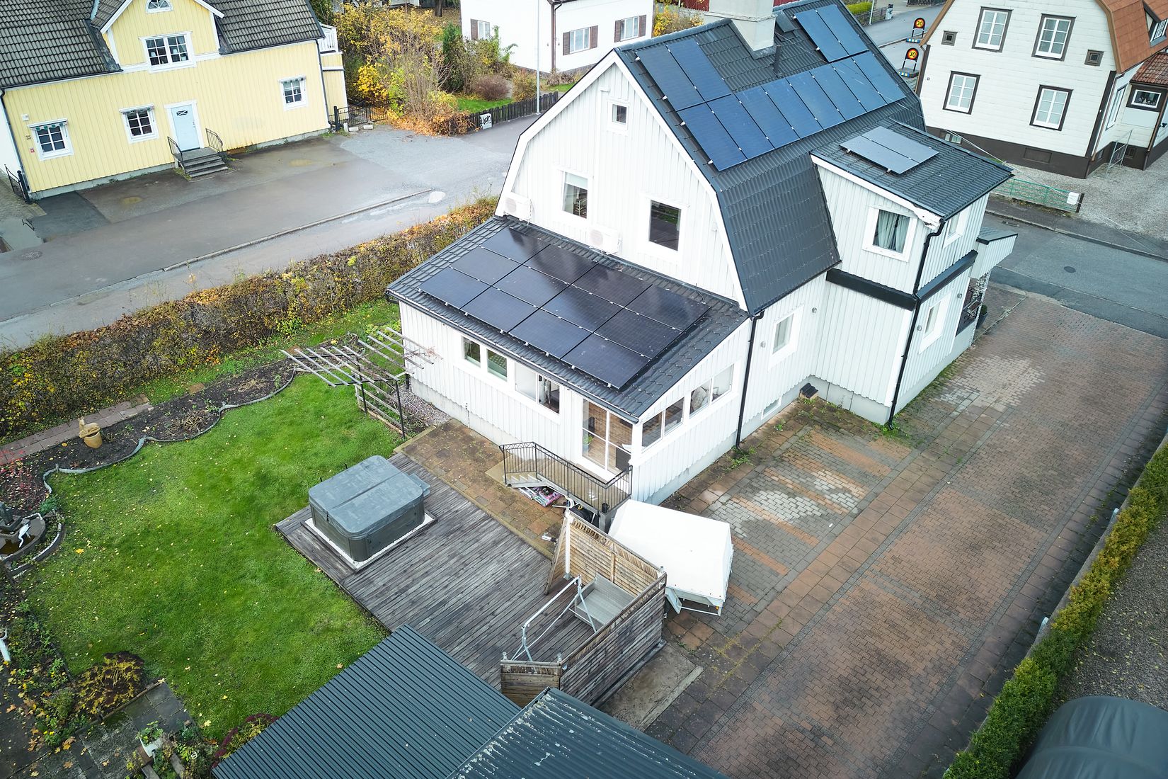 Villa, Stenkilsgatan 17, Röksta, Eskilstuna