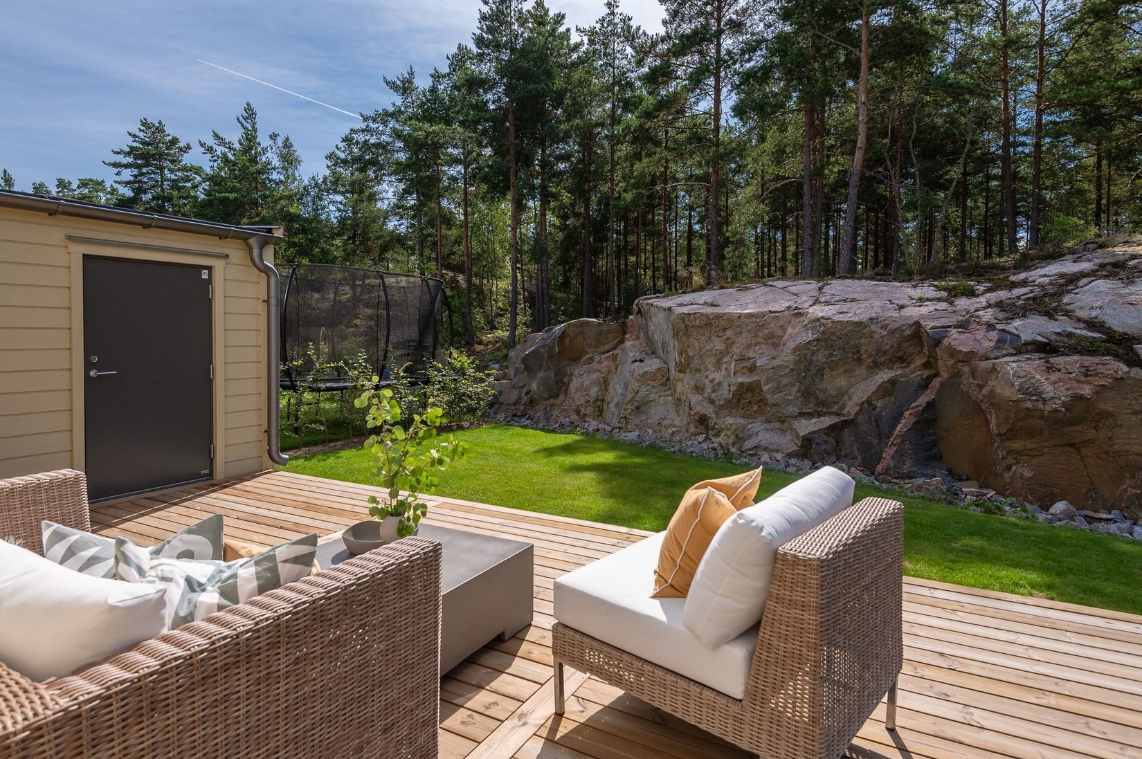 Radhus, Akrobatgatan 11 F, Björkalund, Norrköping