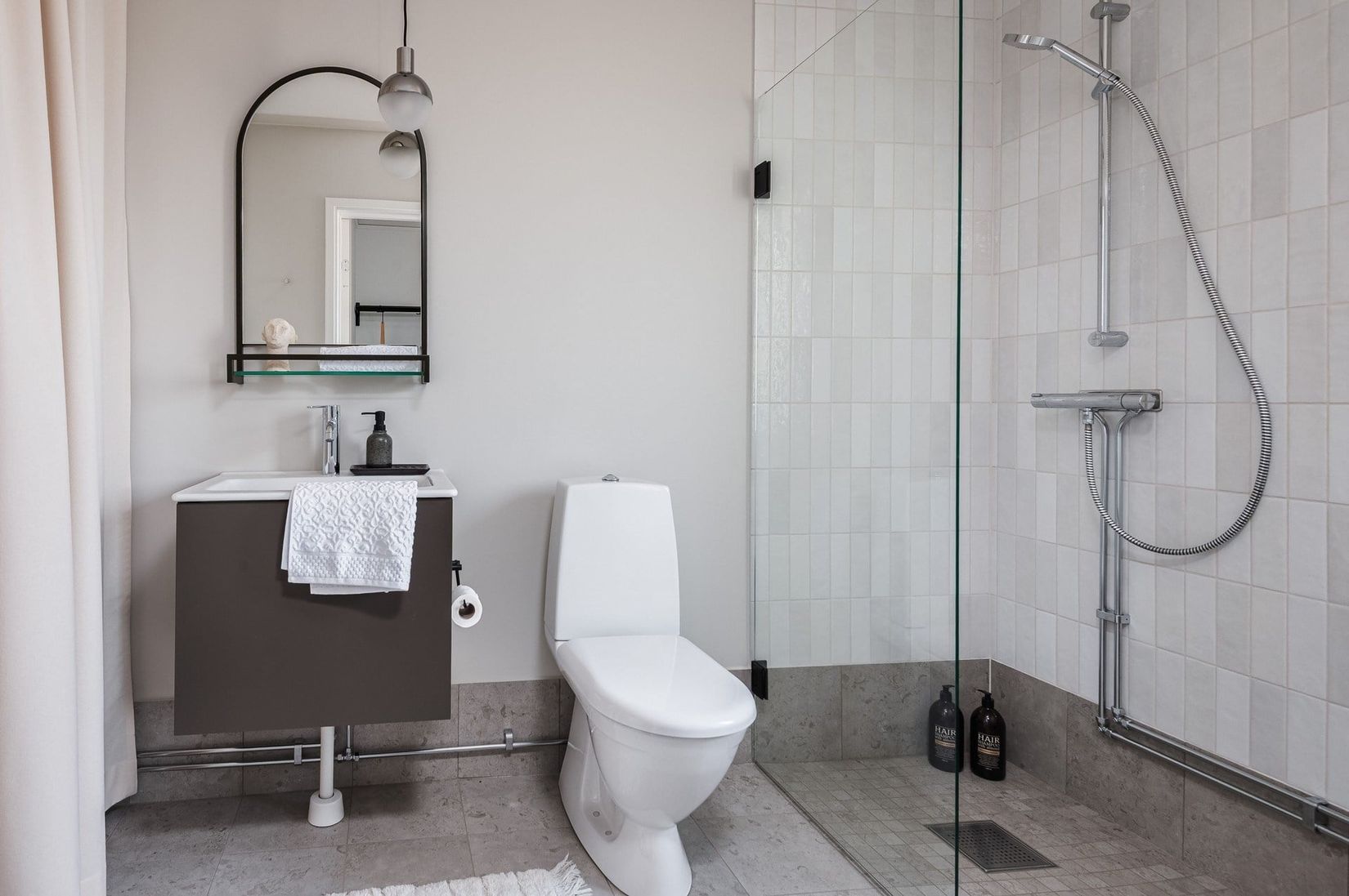 Radhus, Akrobatgatan 11 F, Björkalund, Norrköping