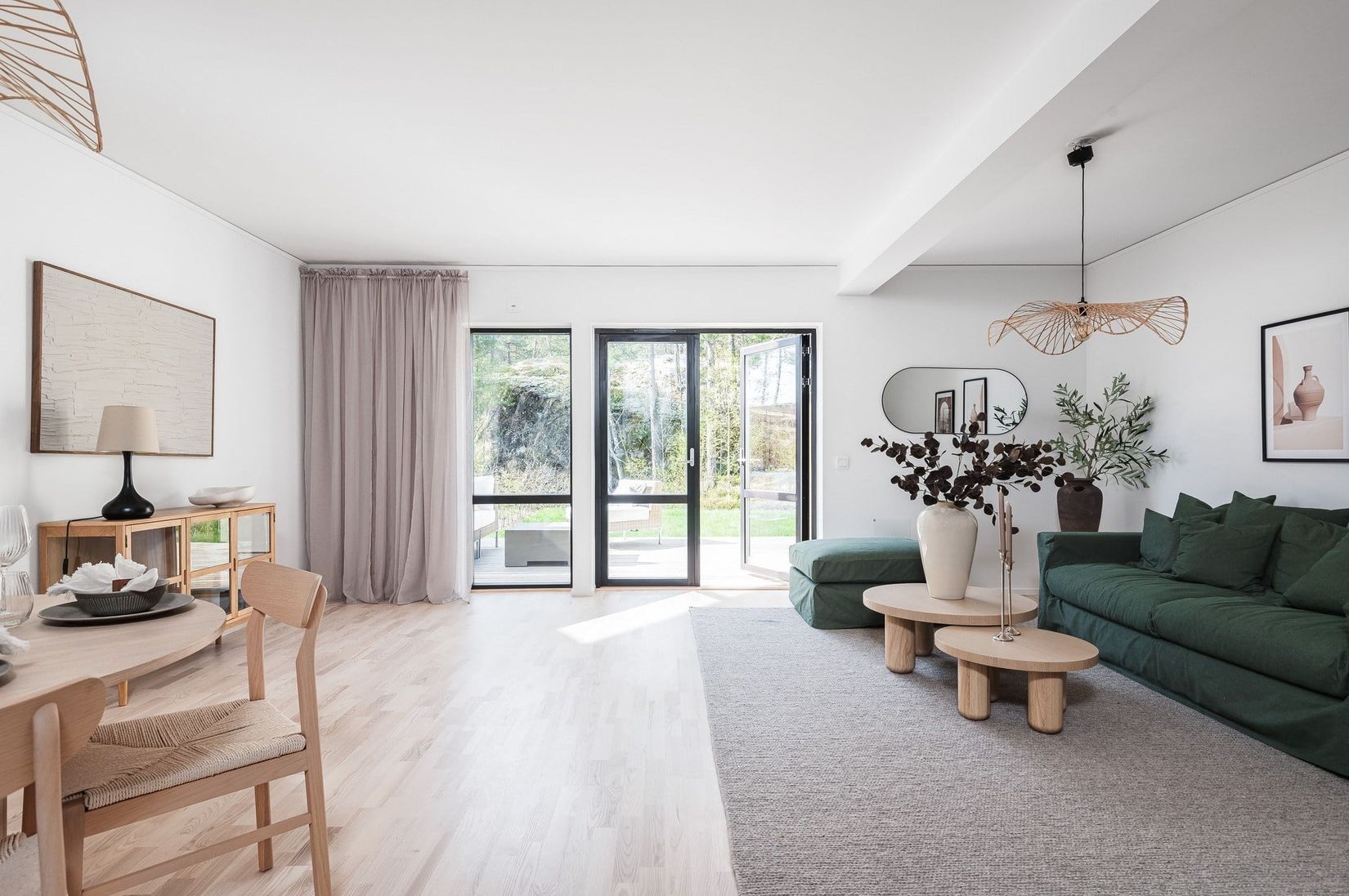 Radhus, Akrobatgatan 11 F, Björkalund, Norrköping