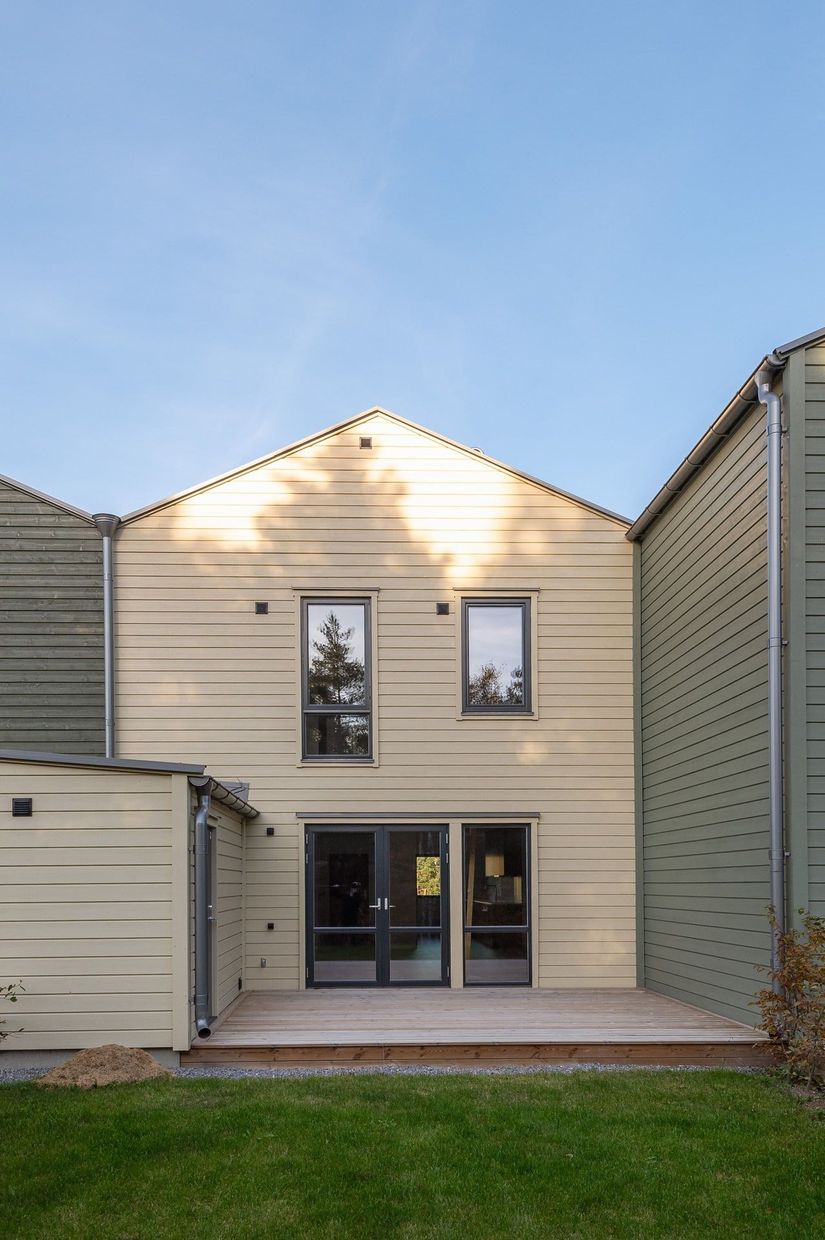 Radhus, Akrobatgatan 11 F, Björkalund, Norrköping