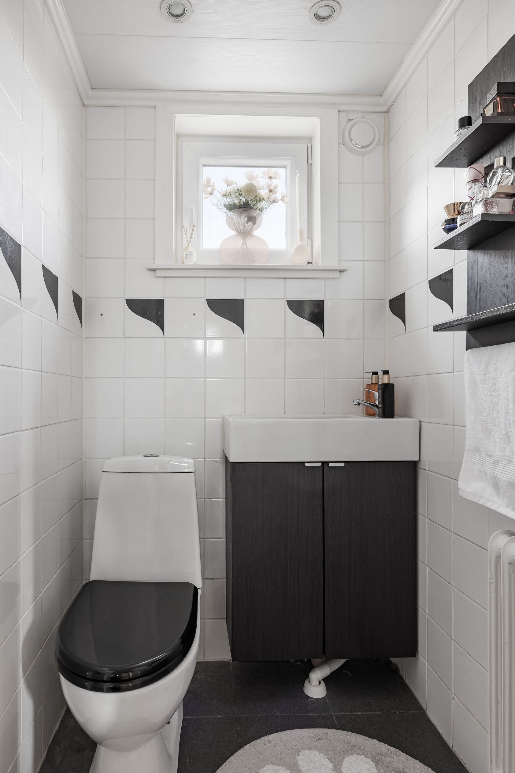 Villa, Kyrkvägen 27, Centrala Gnarp, Nordanstig