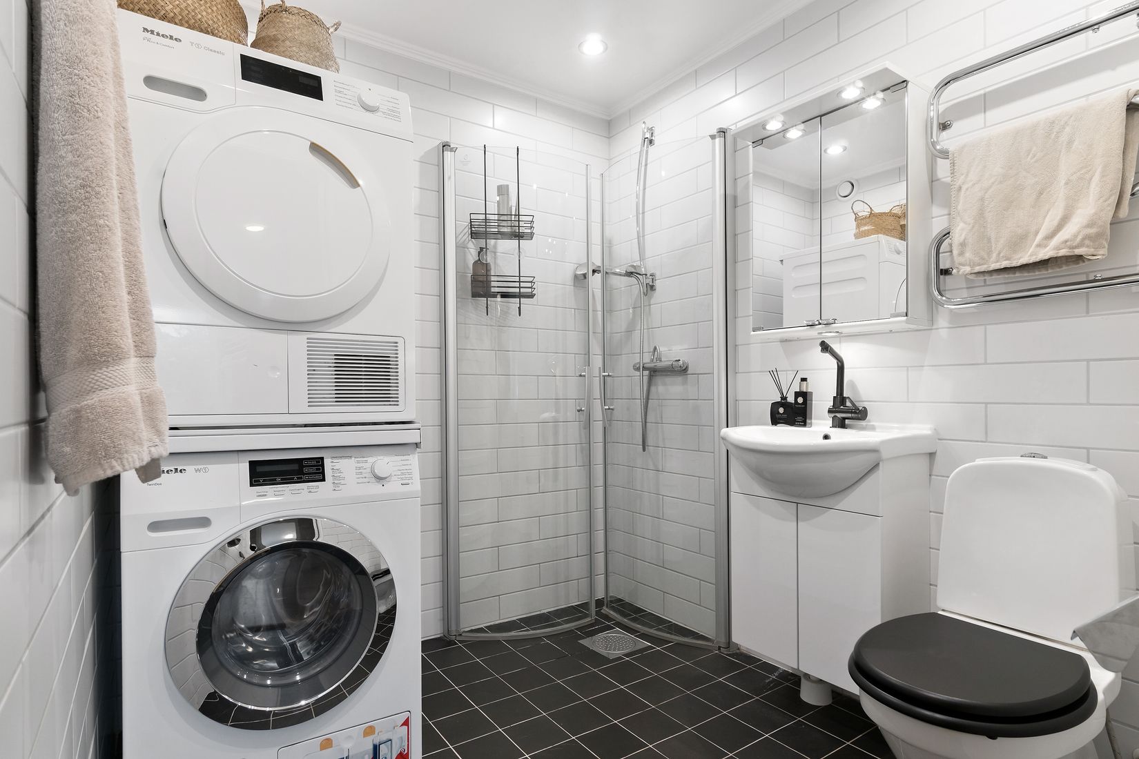 Bostadsrätt, Vitlöksgränd 9, Tyresö Centrum, Tyresö