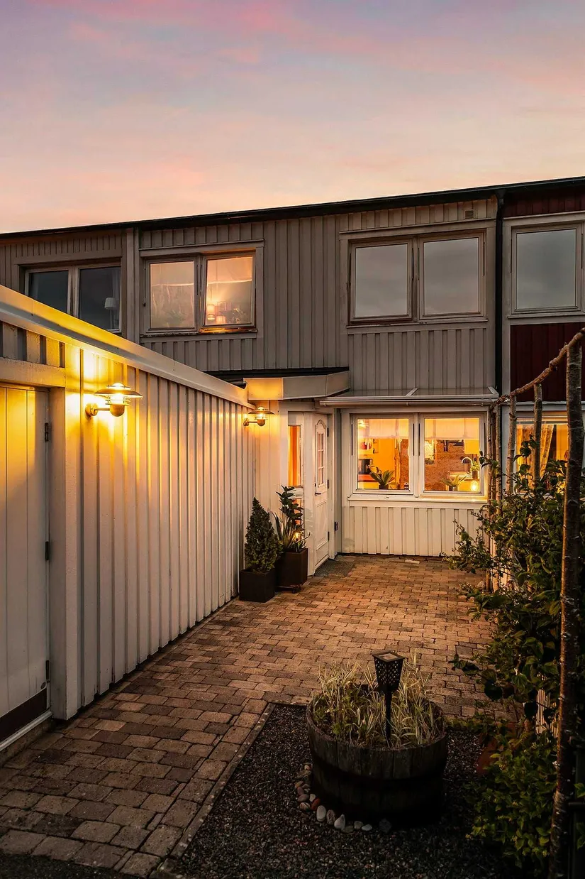 Villa, Radhus, Kaprifolvägen 48, Hammerö, Kungsbacka