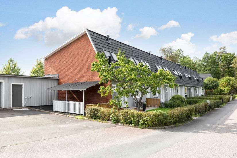 Radhus, Alvägen 17, Tenhult, Jönköping