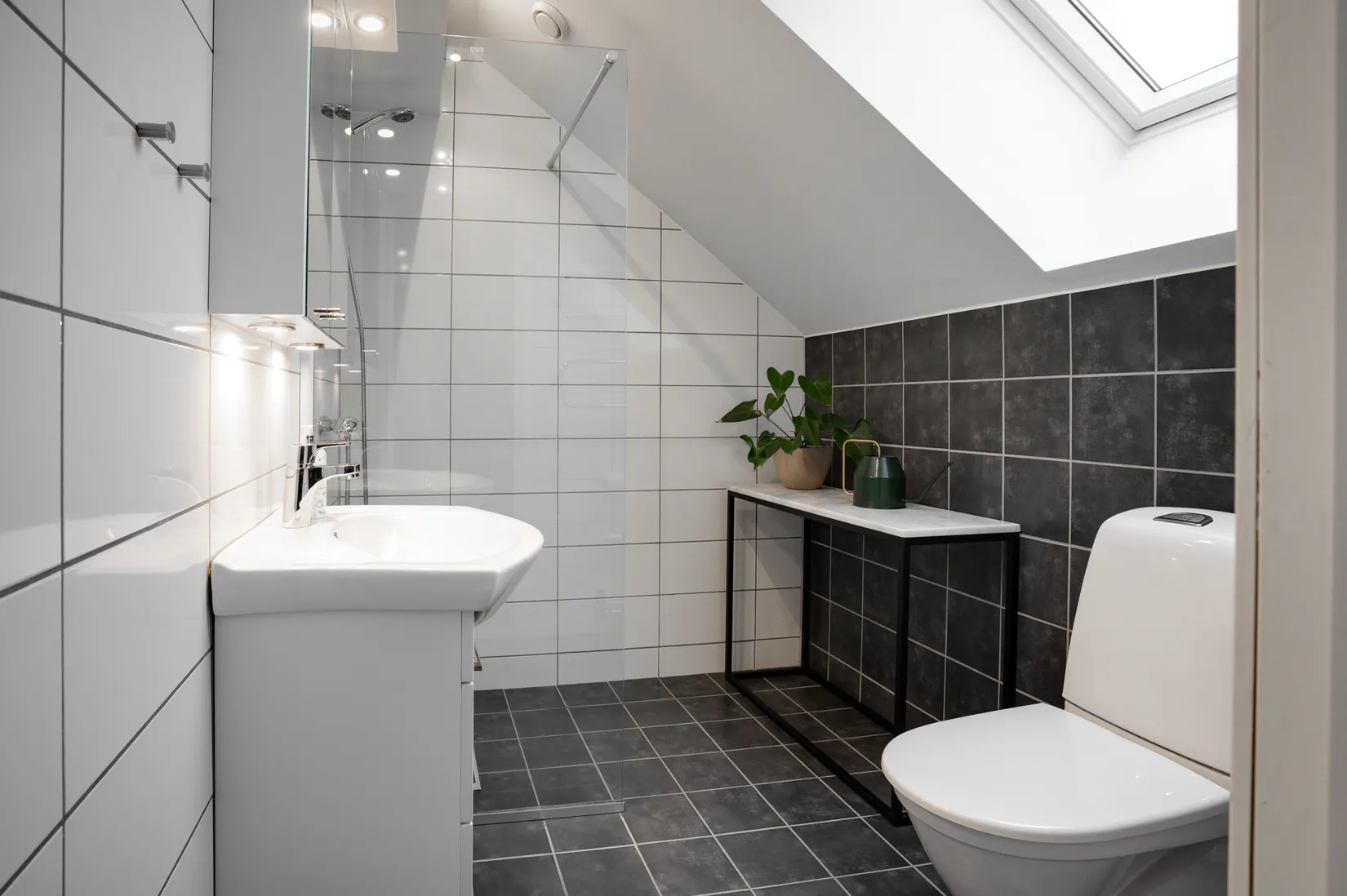 Bostadsrätt, Radhus, Ulsavilagatan 16B, Ormesta, Örebro