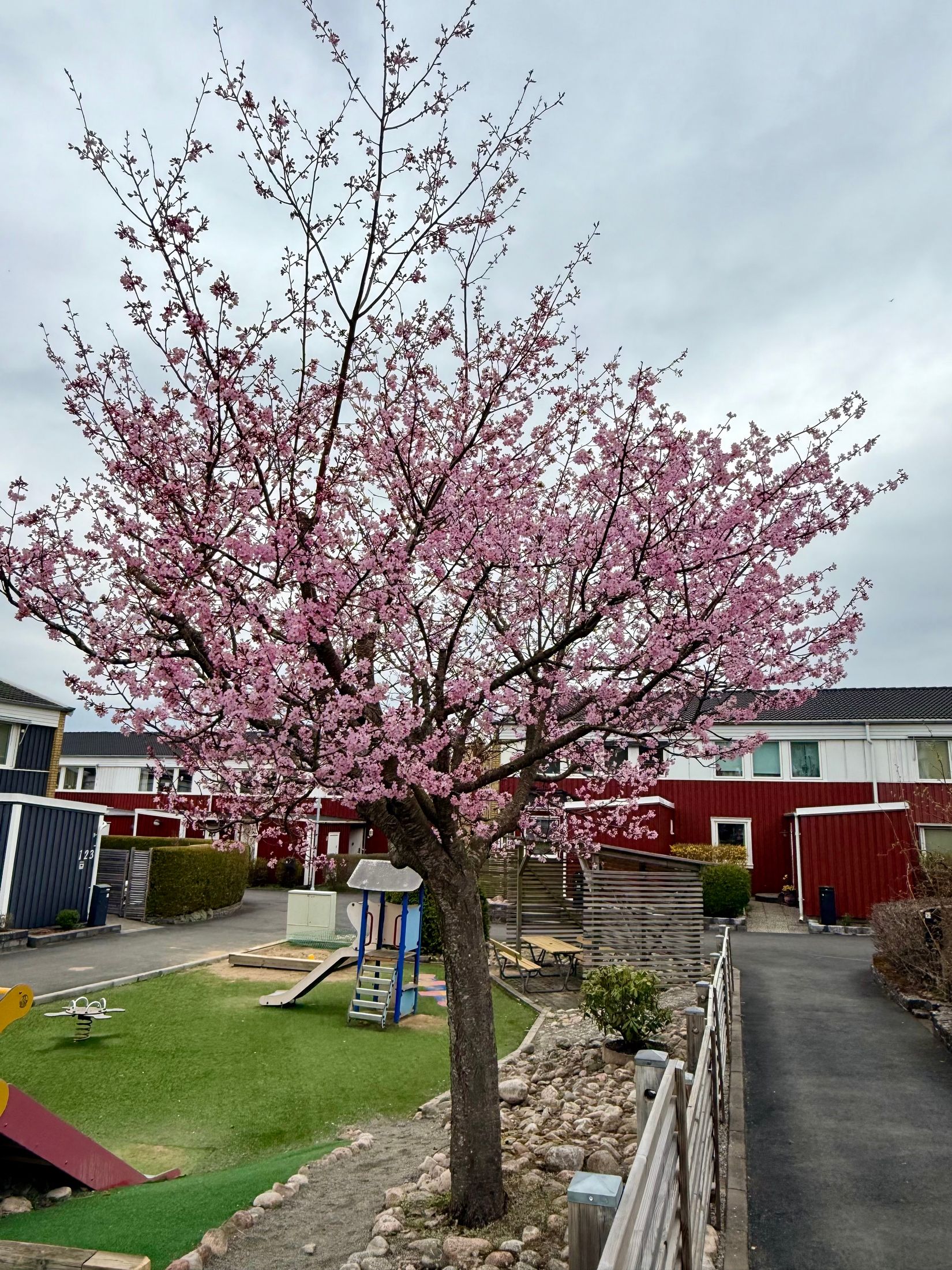 Radhus, Tvetgatan 159, Tveten, Kungälv