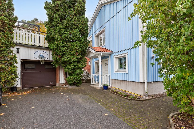 Villa, Skillingvägen 8, Skälby, Järfälla