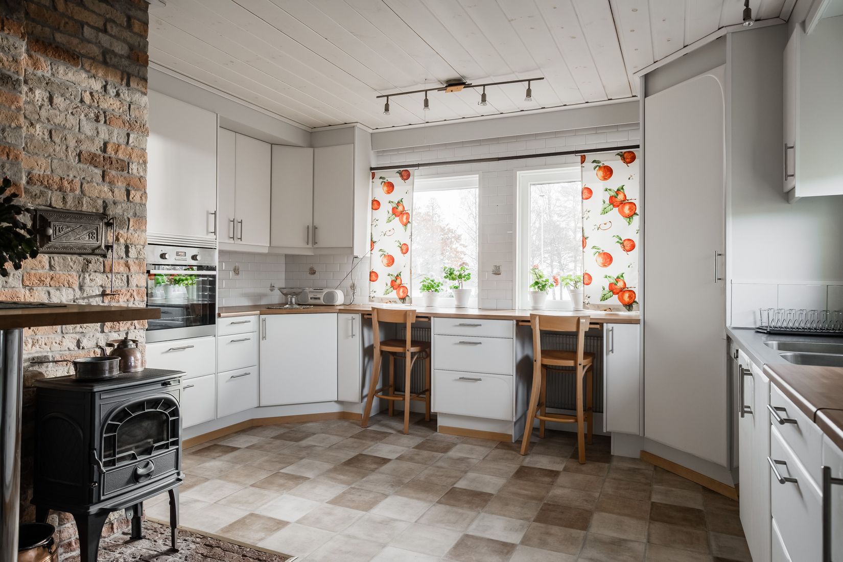 Villa, Parkvägen 24, Norra Skogen, Karlsborg