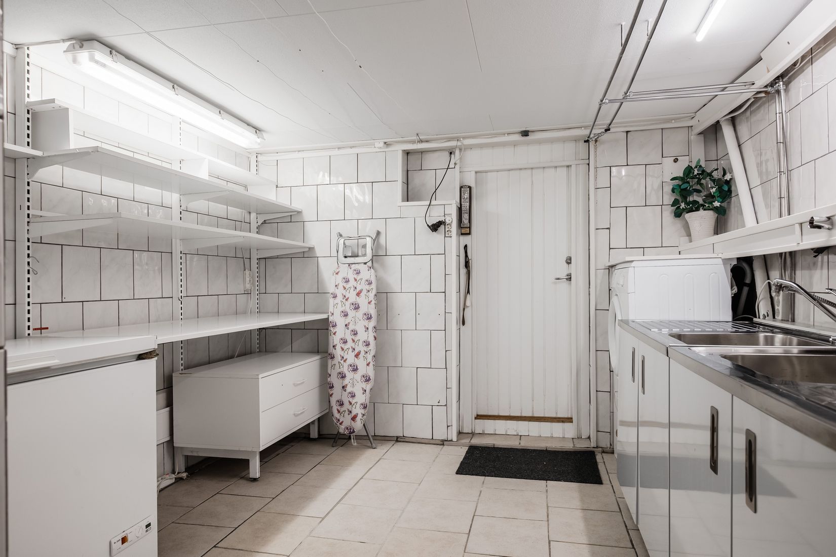 Villa, Parkvägen 24, Norra Skogen, Karlsborg