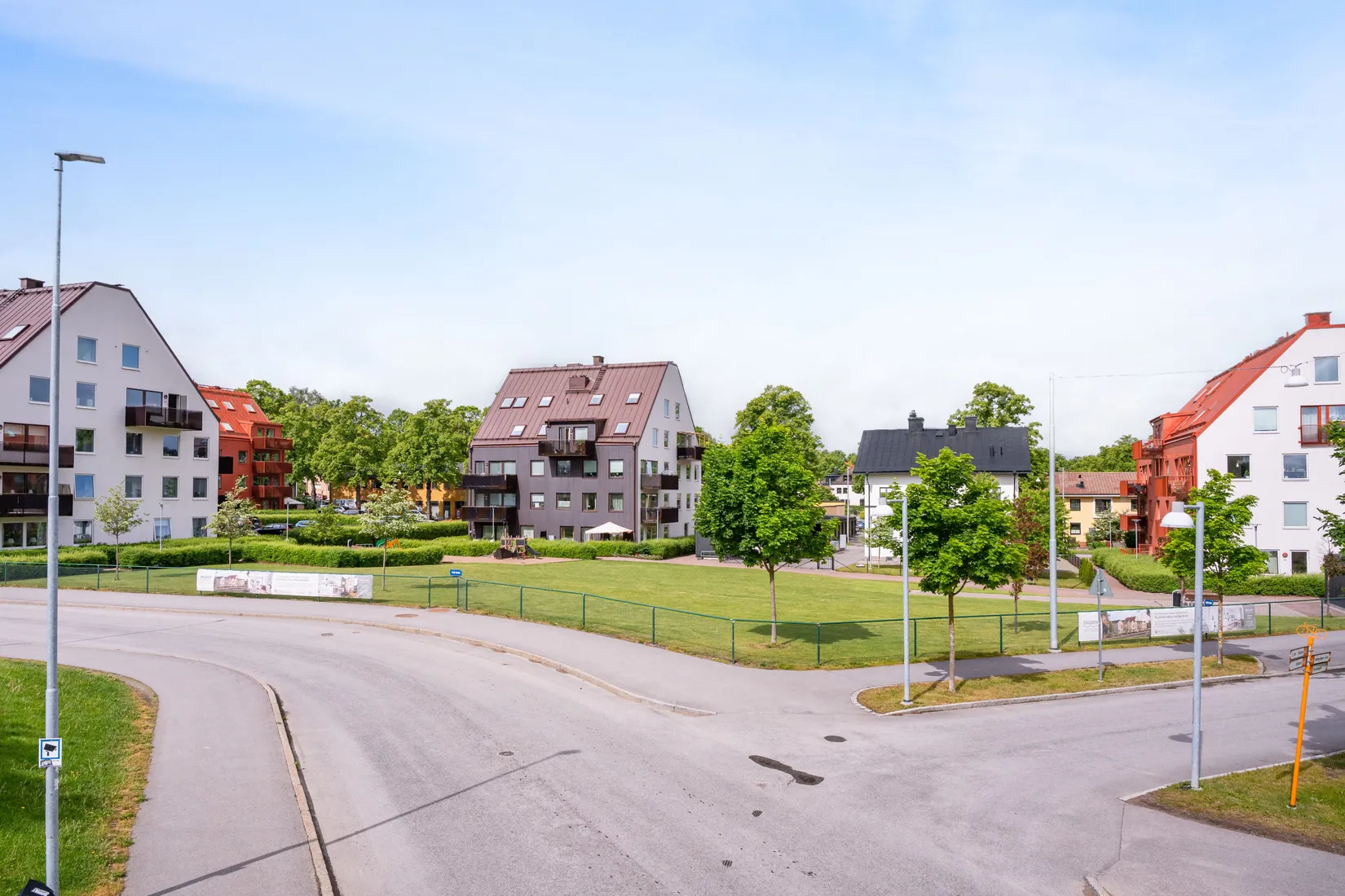 Villa, Radhus, Fotbollsgatan 20J, Kneippen, Norrköping