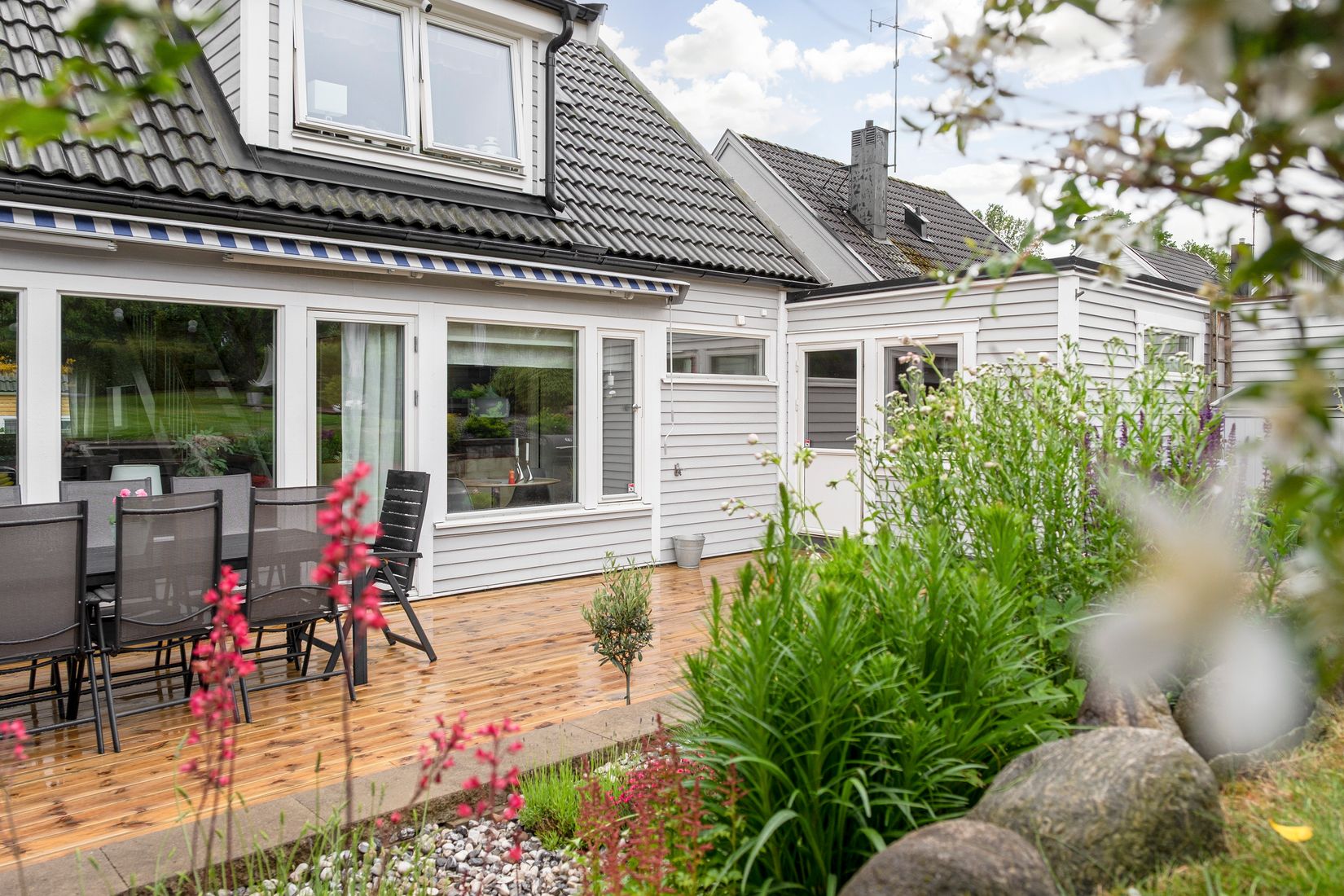 Villa, Radhus, Kring-Alles väg 25, Lerum - Hallsås, Lerum