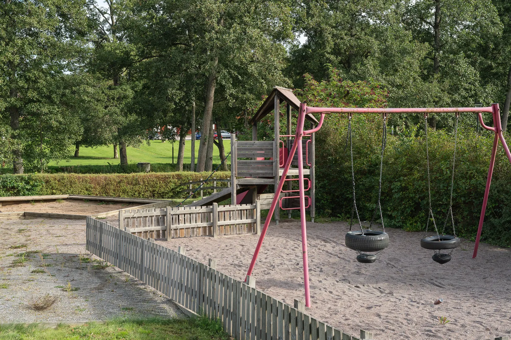 Radhus, Slussbrovägen 104, Runö, Österåker