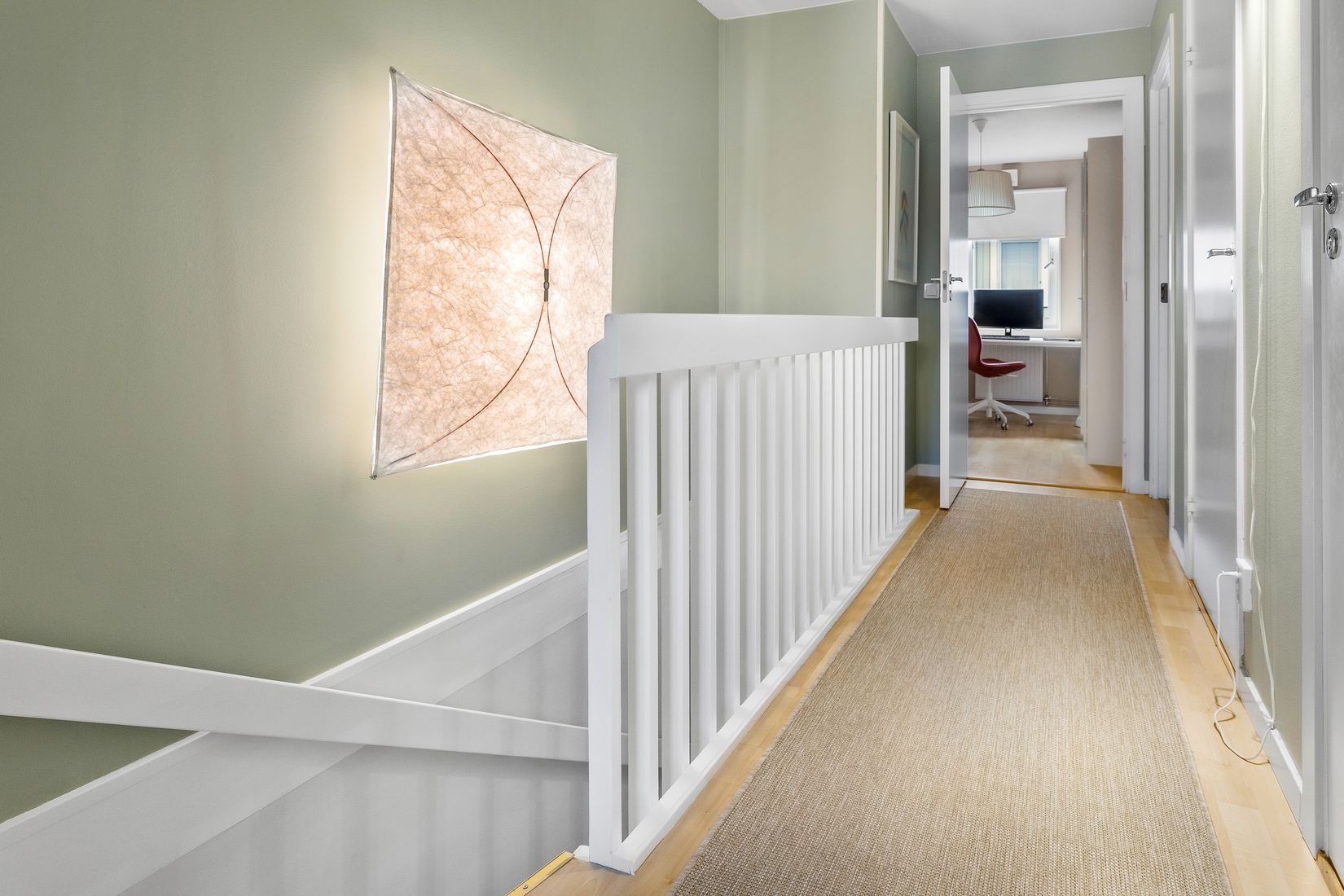 Bostadsrätt, Radhus, Slussbrovägen 104, Runö, Österåker