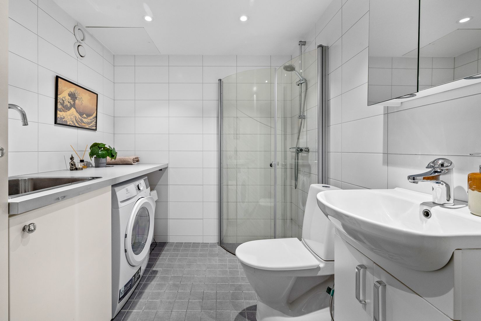 Bostadsrätt, Radhus, Slussbrovägen 104, Runö, Österåker