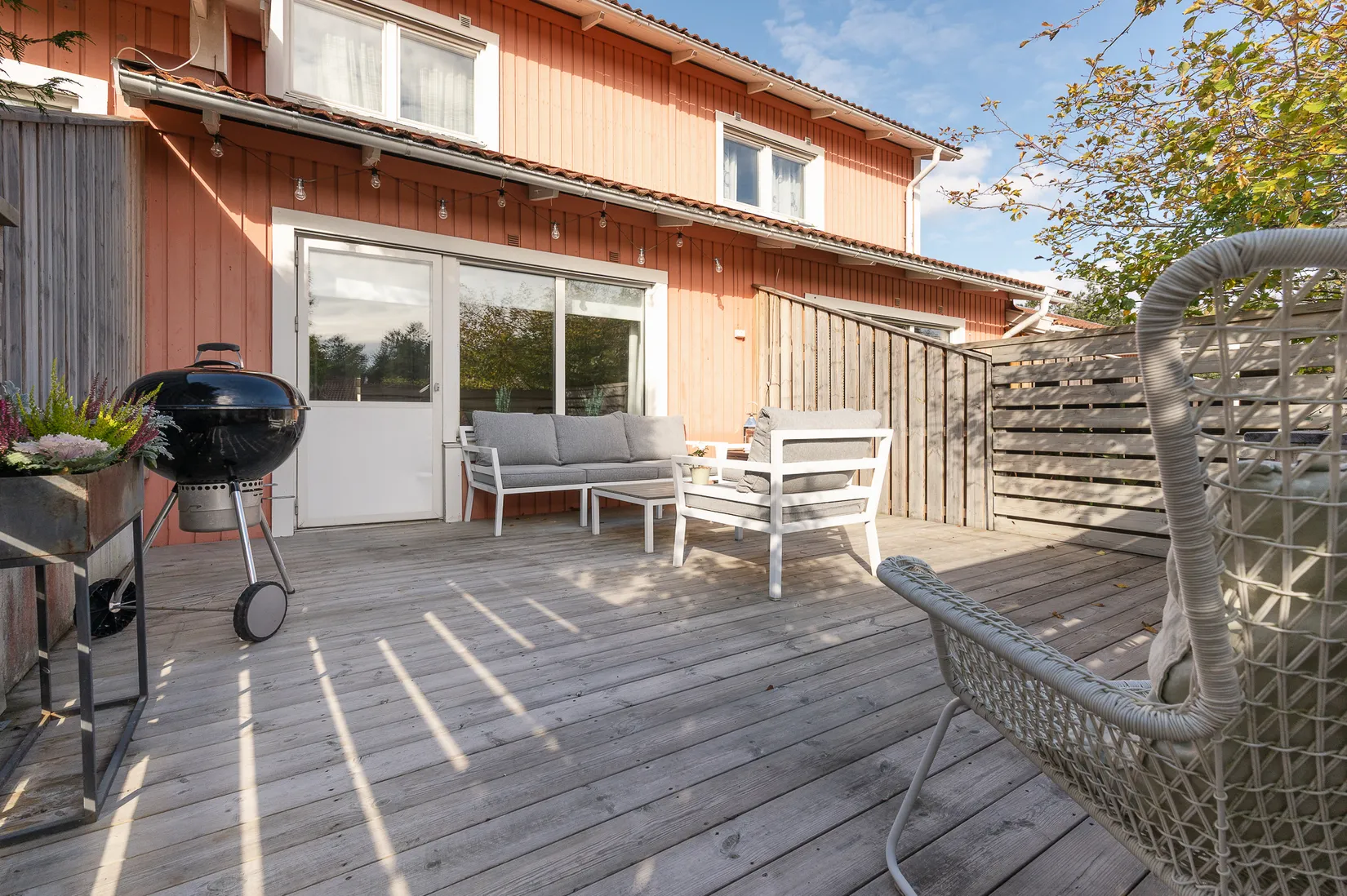 Radhus, Slussbrovägen 104, Runö, Österåker