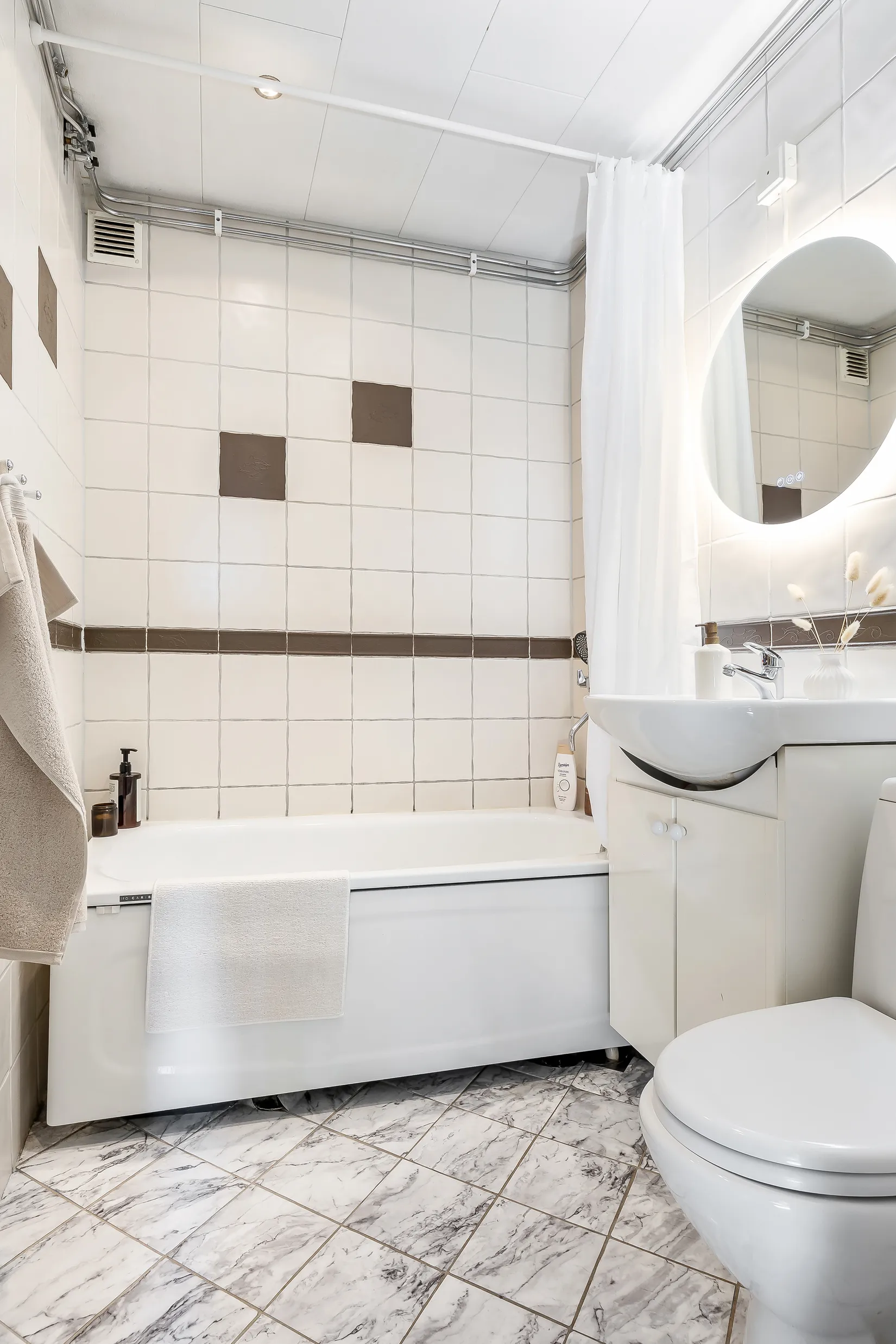 Bostadsrätt, Rödkullastigen 6C, Almhög, Malmö