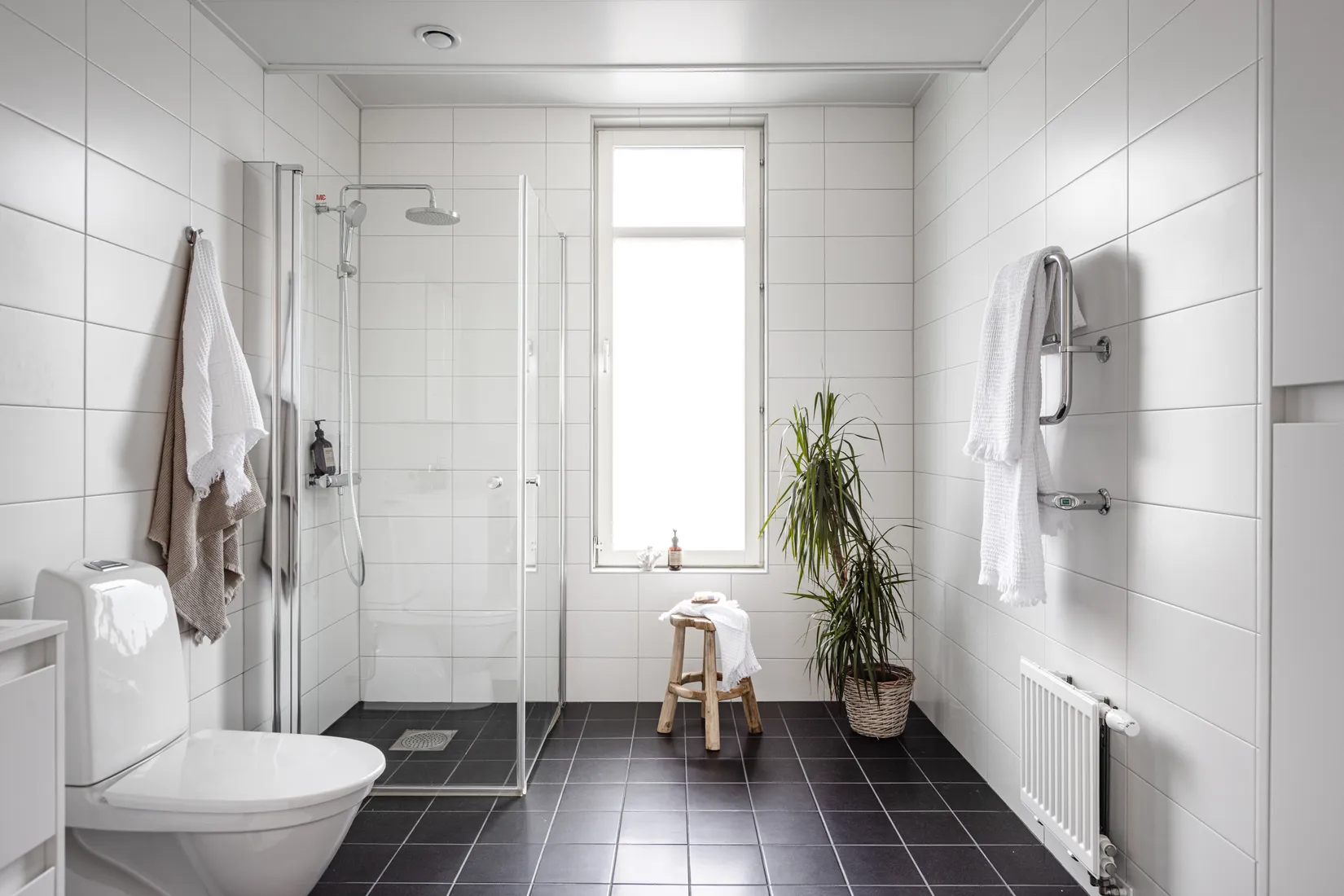 Bostadsrätt, Radhus, RÅSTUGEVÄGEN 13, Hägerneholm, Täby