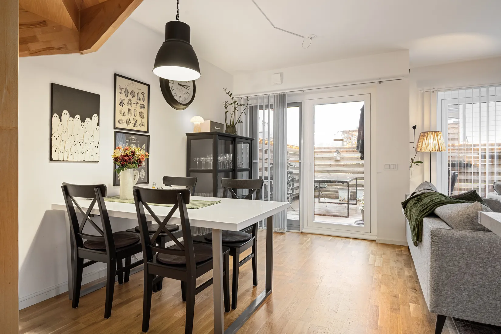 Radhus, Flemings väg 12, Malmbryggshagen, Nyköping
