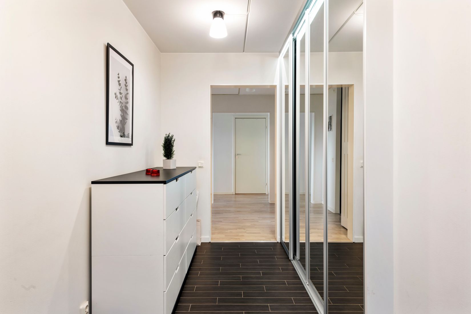 Bostadsrätt, Åkerbyvägen 86, 16tr, Täby Centrum, Täby