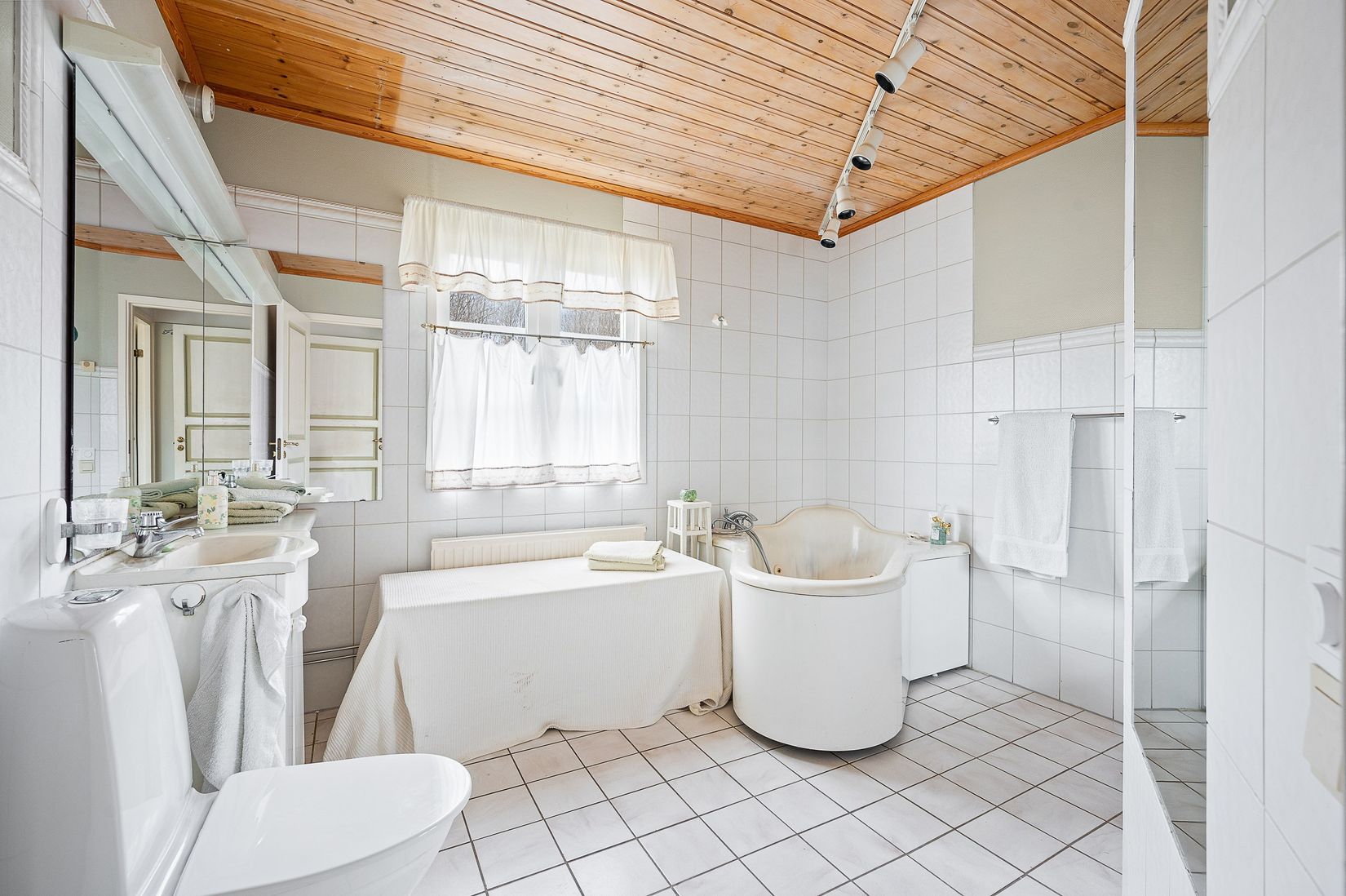 Villa, Tjärnöbo Nedre 1, Strömstad