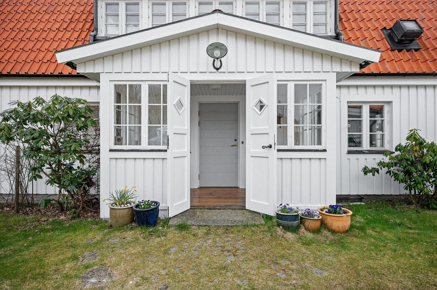 Villa, Tjärnöbo Nedre 1, Strömstad