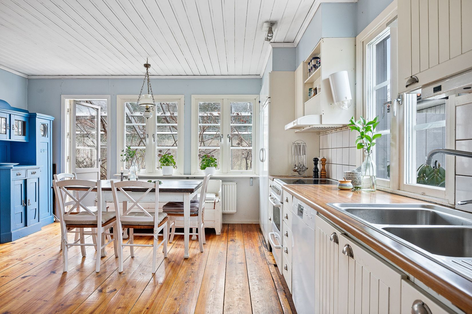 Villa, Tjärnöbo Nedre 1, Strömstad