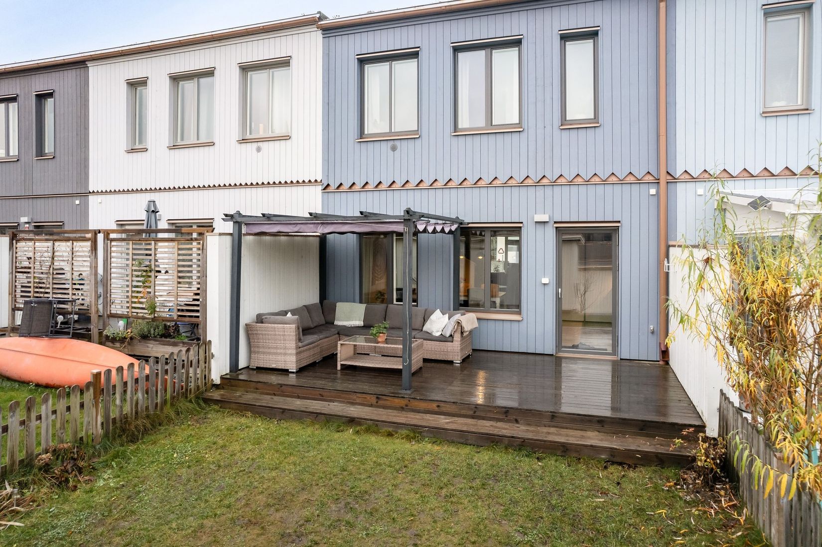 Radhus, Jägarbacken 52E, Läggesta, Strängnäs