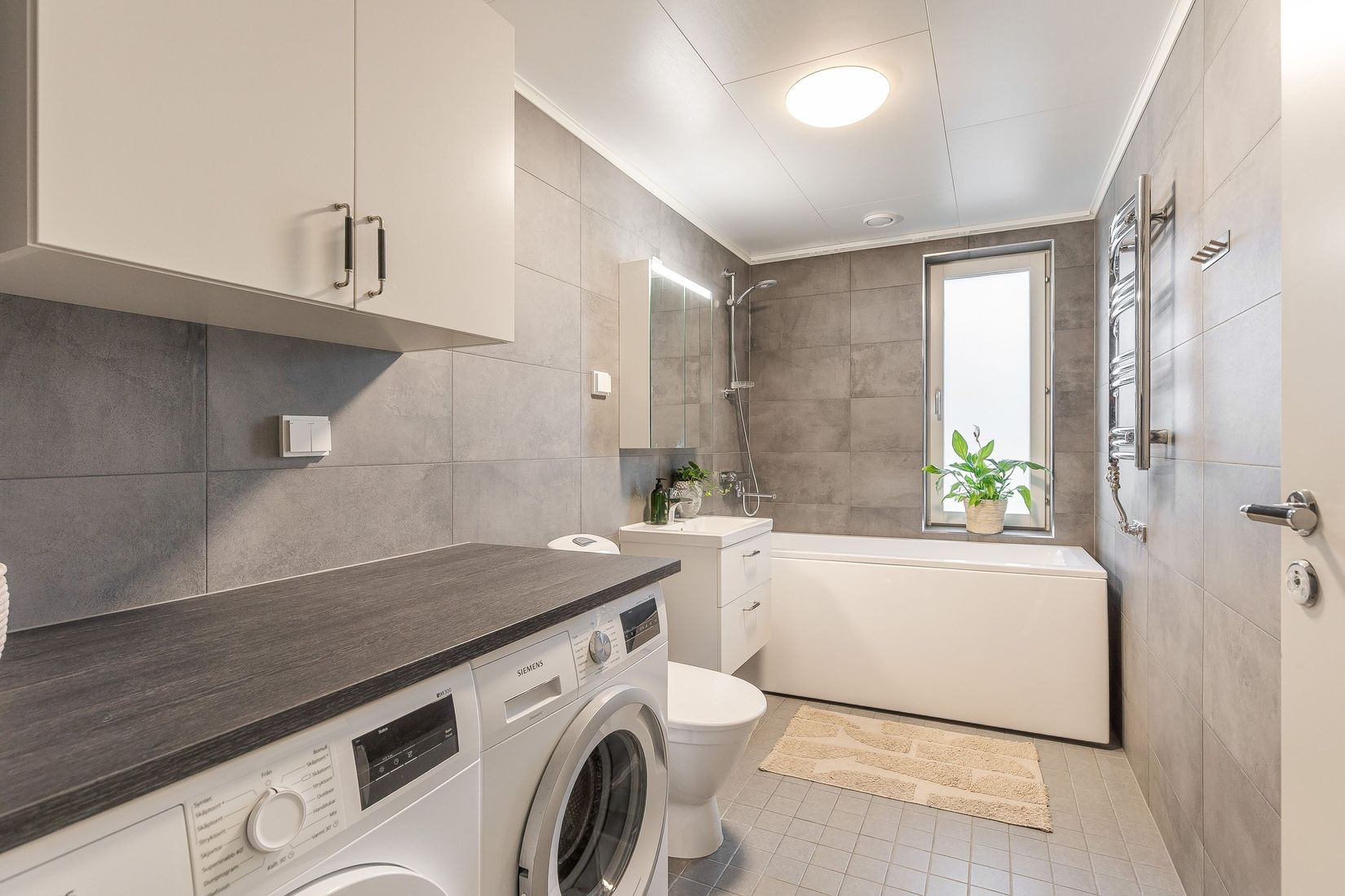 Radhus, Jägarbacken 52E, Läggesta, Strängnäs