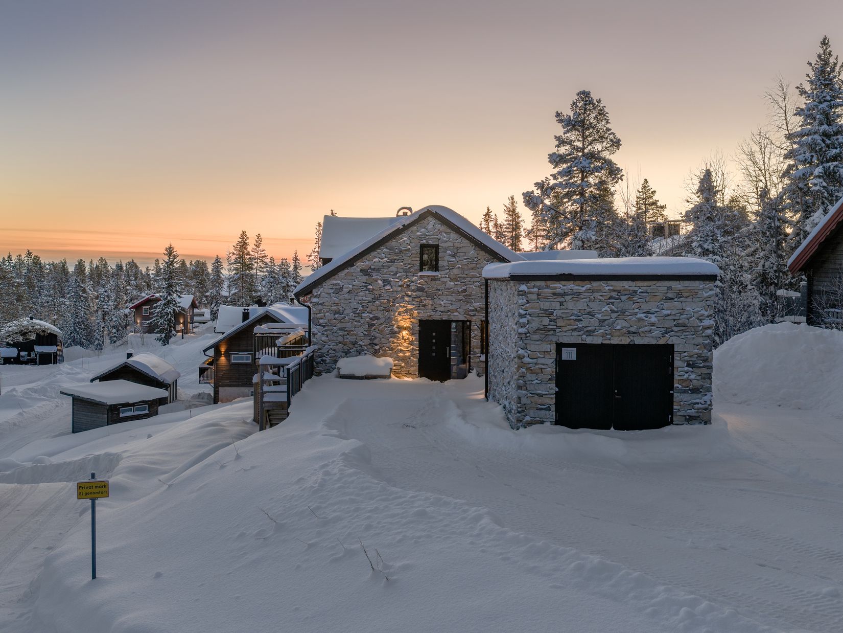 Fritidshus, Olarsängen 111, Sälfjällstorget, Lindvallen, Malung-Sälen