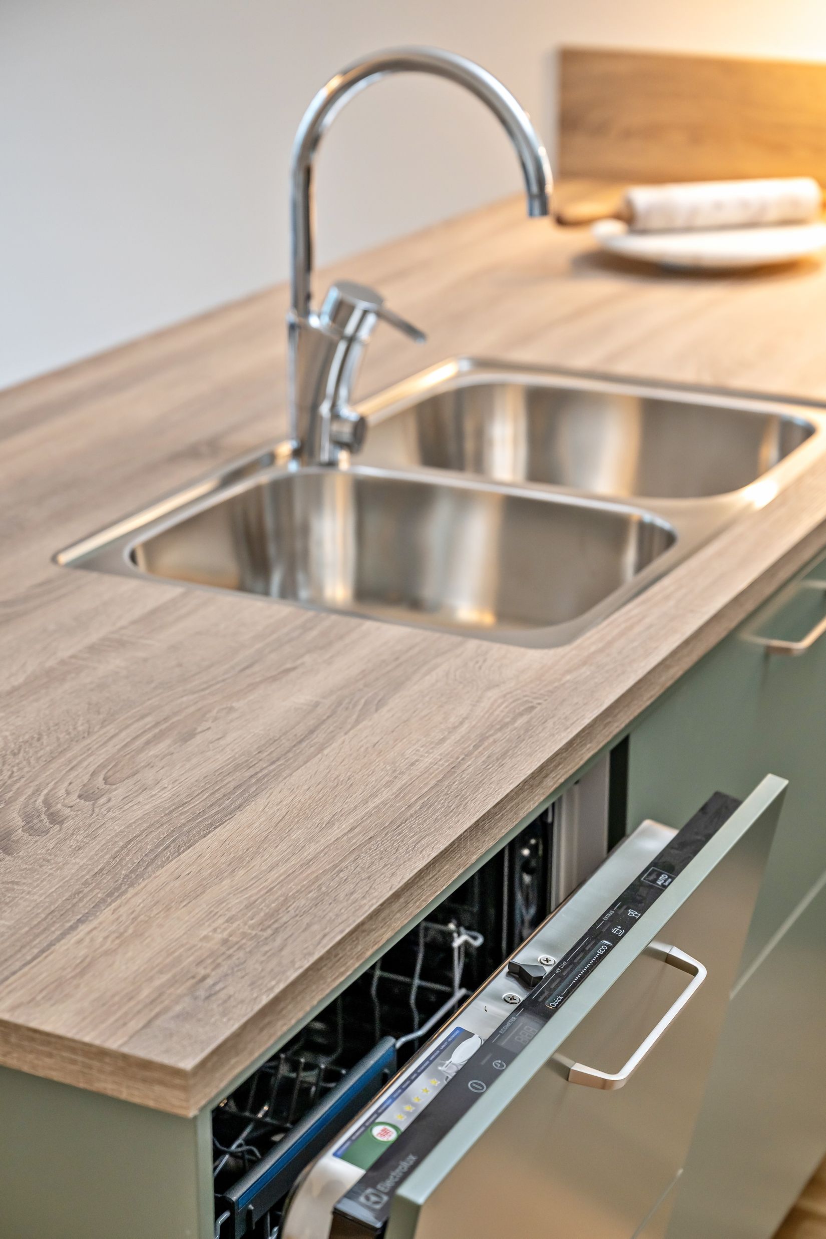 Radhus, Kronomagasinsgatan 45 C, Inre hamnen, Norrköping