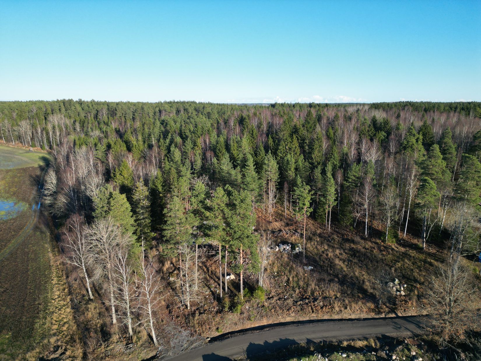 Tomt, Erlandsholmsvägen 8, Rimbo - Långsjön, Norrtälje