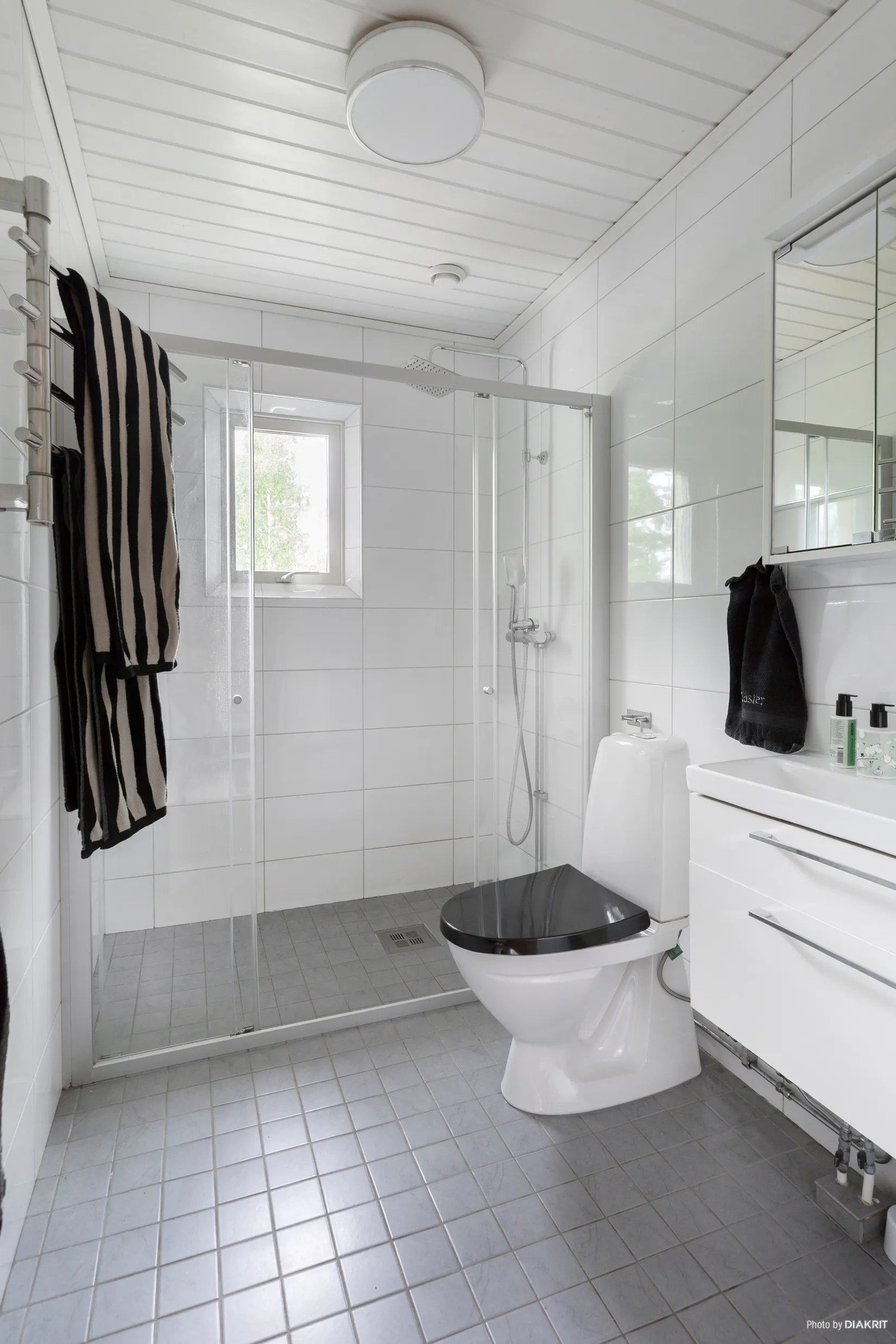 Villa, Kolmilegränd 12, Skarpäng, Täby