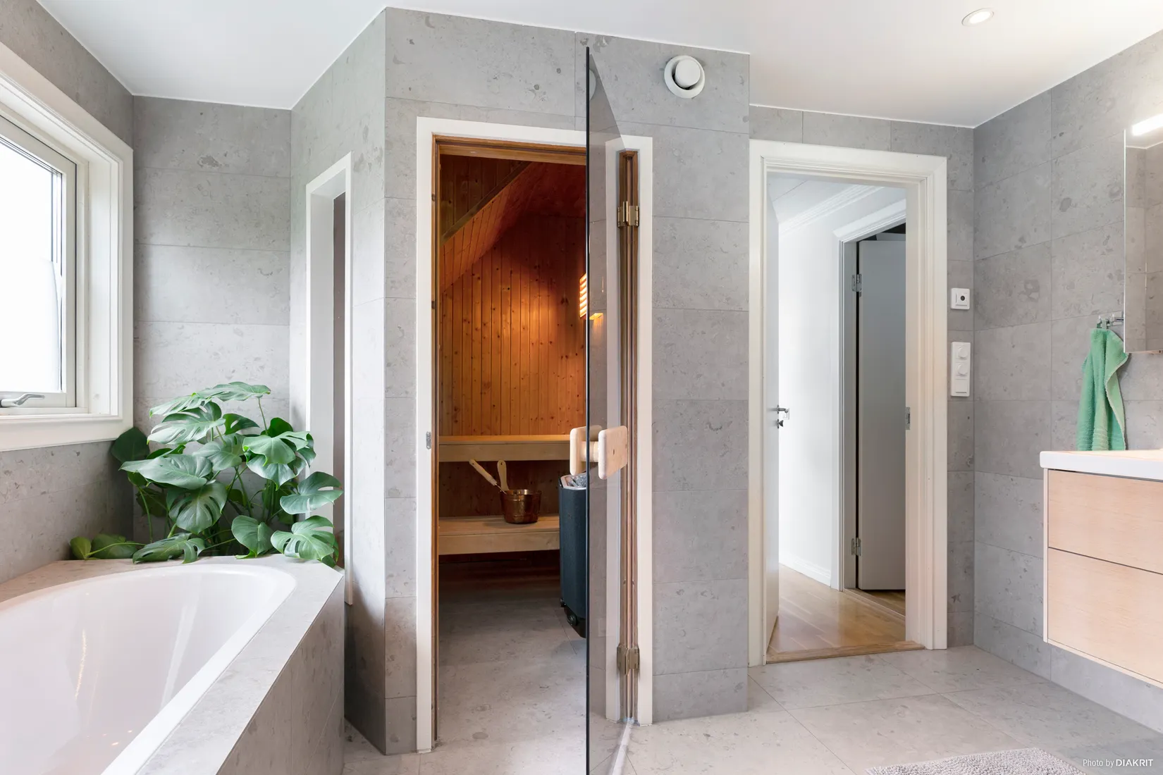 Villa, Kolmilegränd 12, Skarpäng, Täby