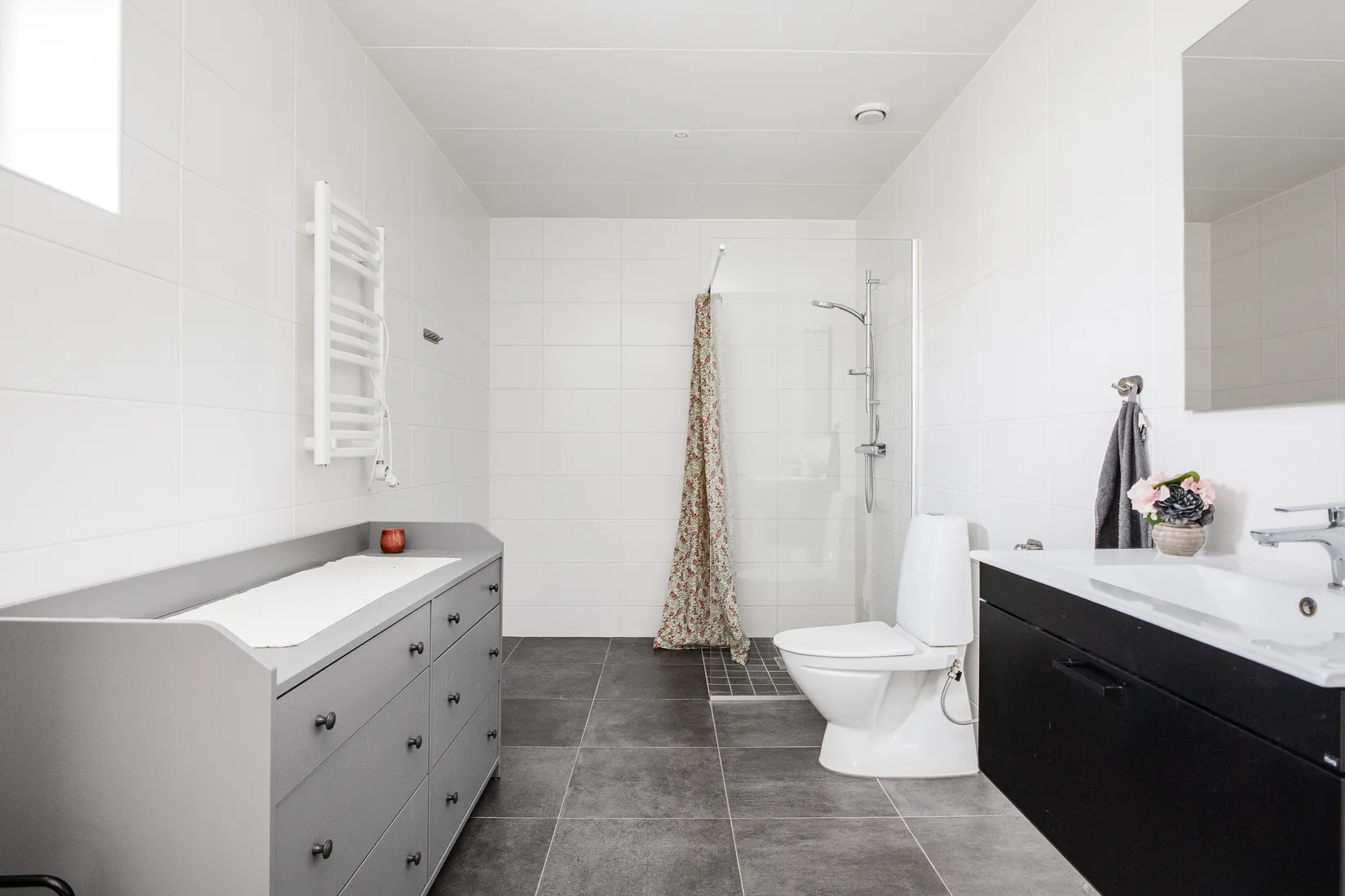 Bostadsrätt, Radhus, Kuttervägen 33 C, Bredsand, Enköping