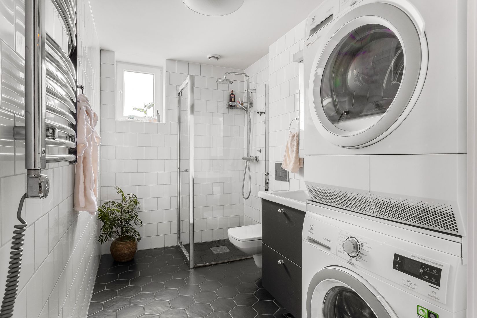 Bostadsrätt, Ekedalsvägen 28, Jakobsberg, Järfälla