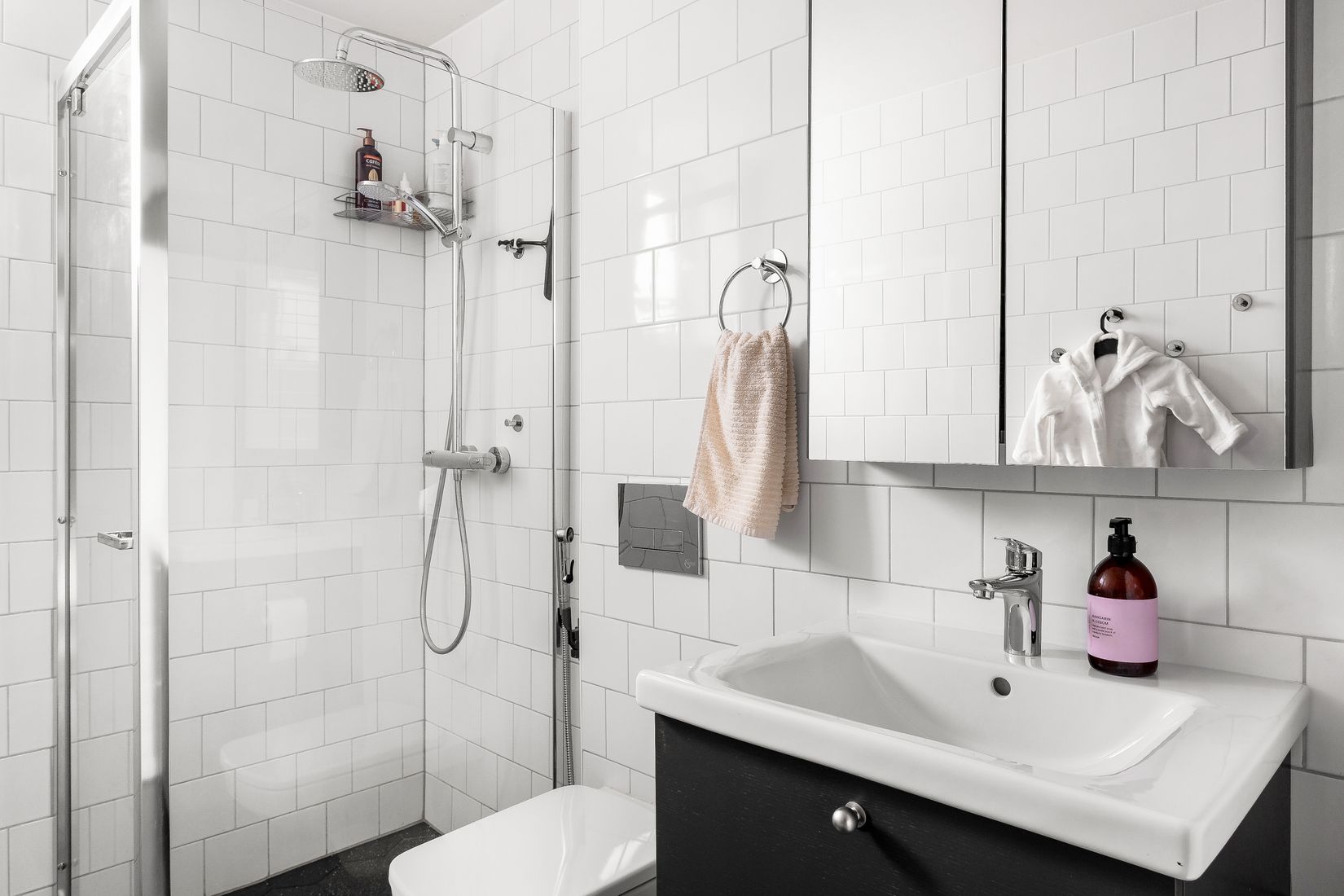 Bostadsrätt, Ekedalsvägen 28, Jakobsberg, Järfälla