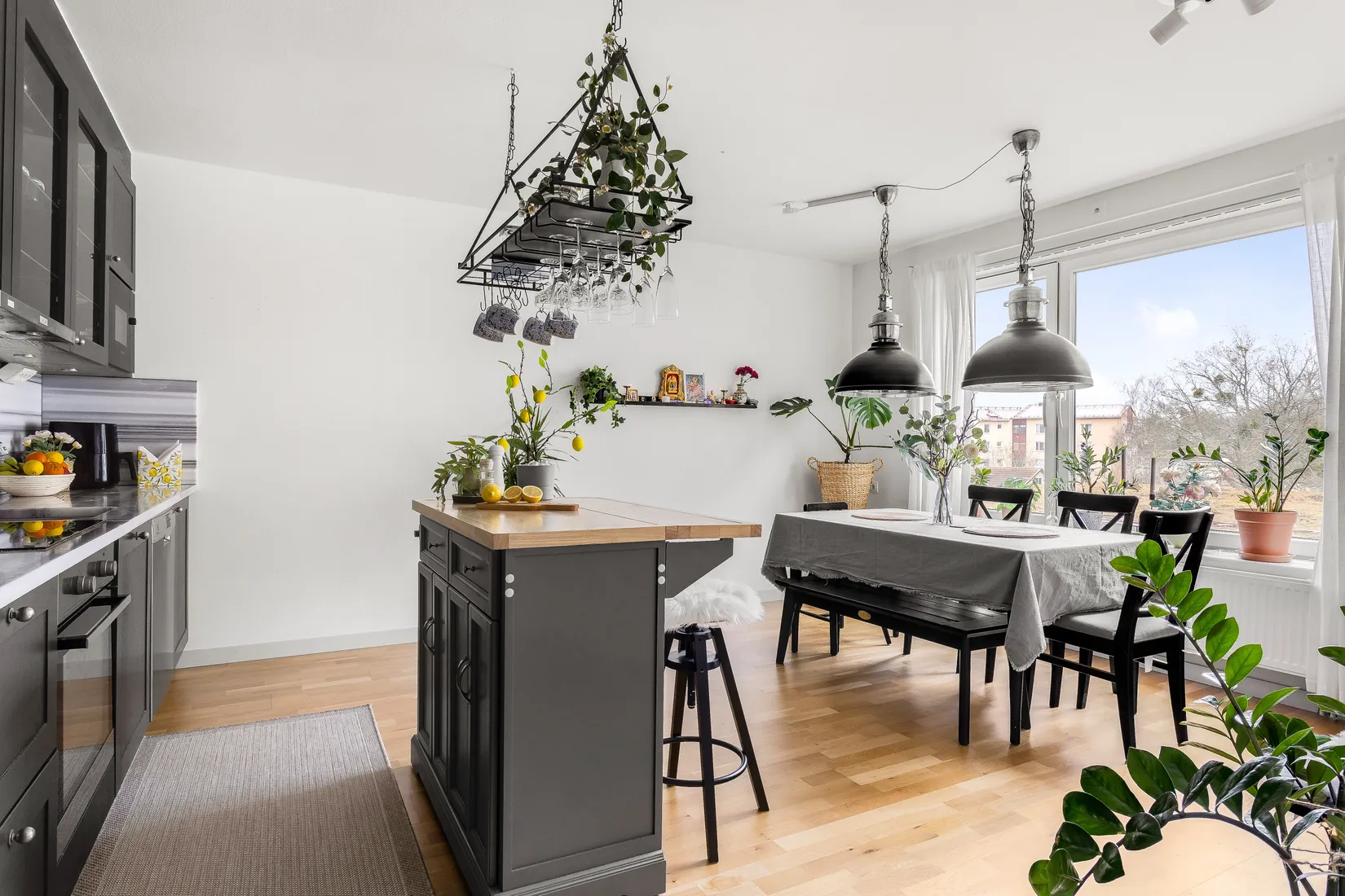 Bostadsrätt, Ekedalsvägen 28, Jakobsberg, Järfälla