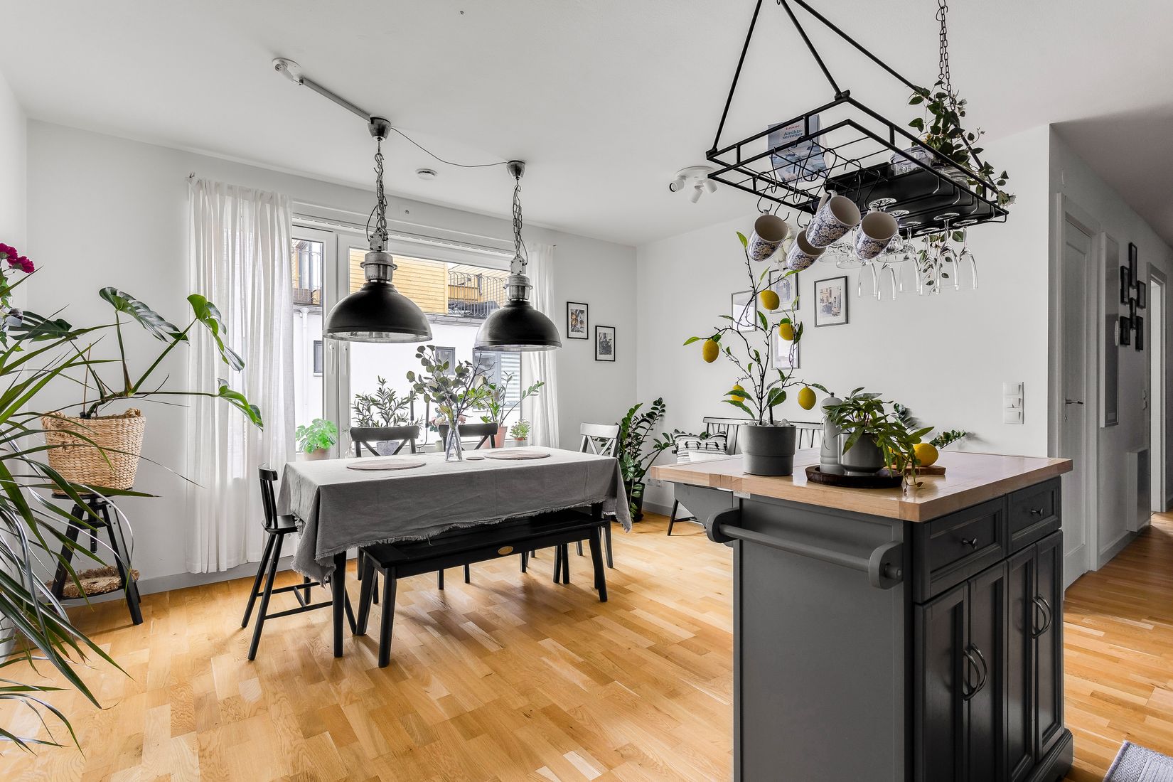 Bostadsrätt, Ekedalsvägen 28, Jakobsberg, Järfälla