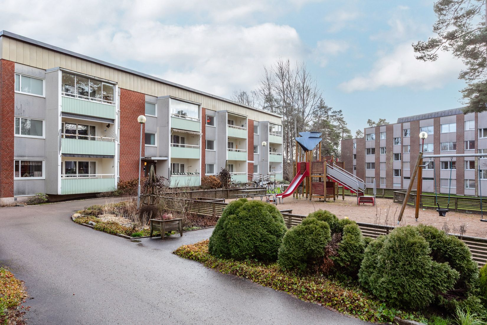 Bostadsrätt, Karlstorpsvägen 121, Karlstorp, Trollhättan
