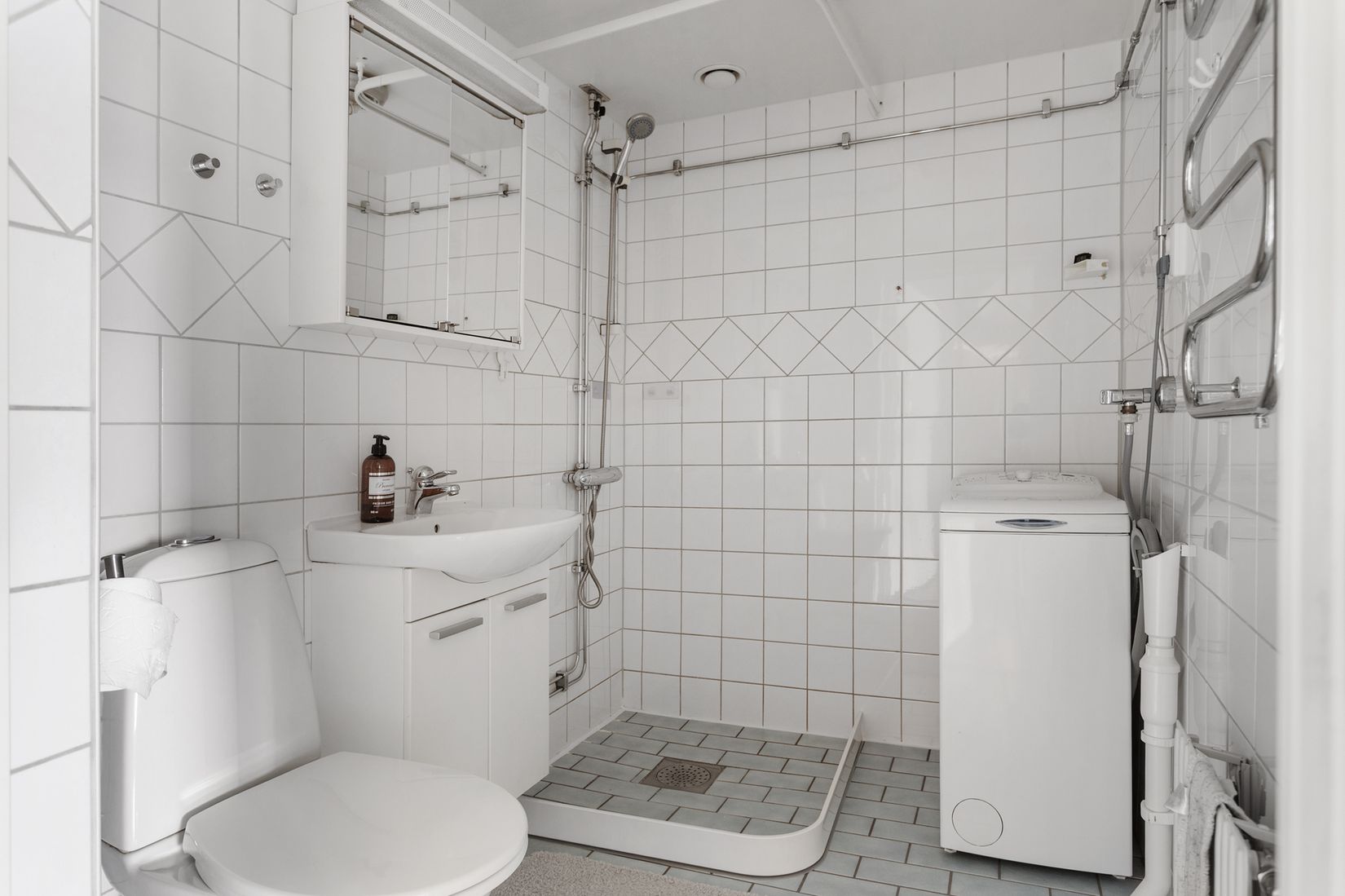 Bostadsrätt, Karlstorpsvägen 121, Karlstorp, Trollhättan