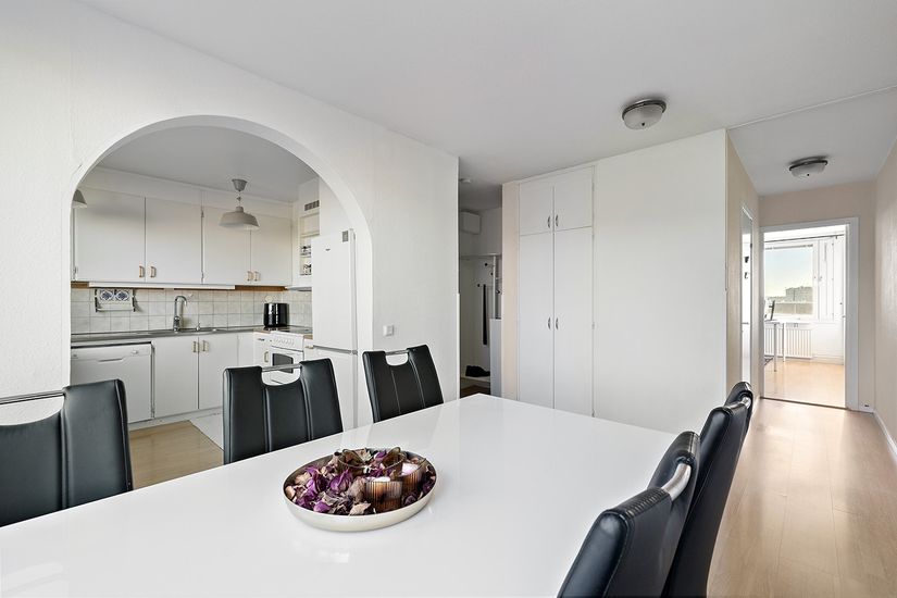 Bostadsrätt, Aspnäsvägen 18, Jakobsberg, Järfälla