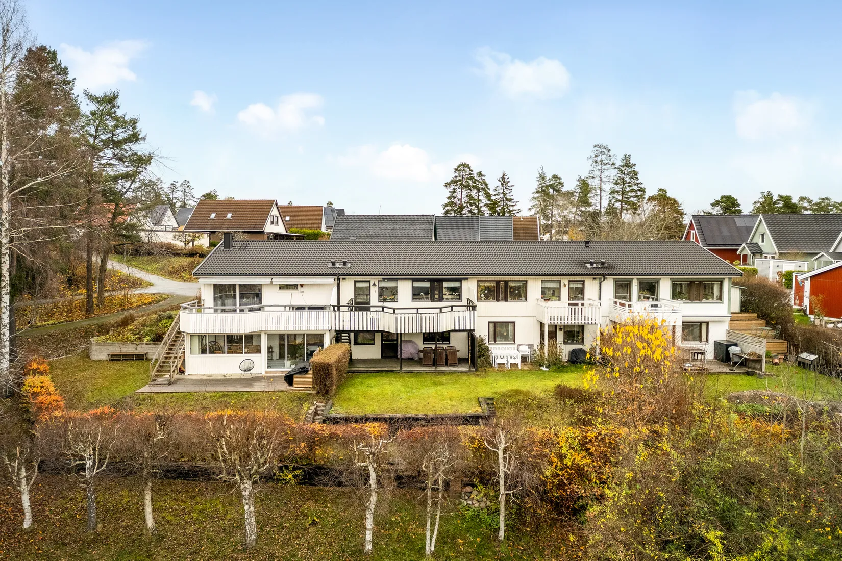 Villa, Radhus, Sviskonvägen 12, Viksjö Hummelmora, Järfälla