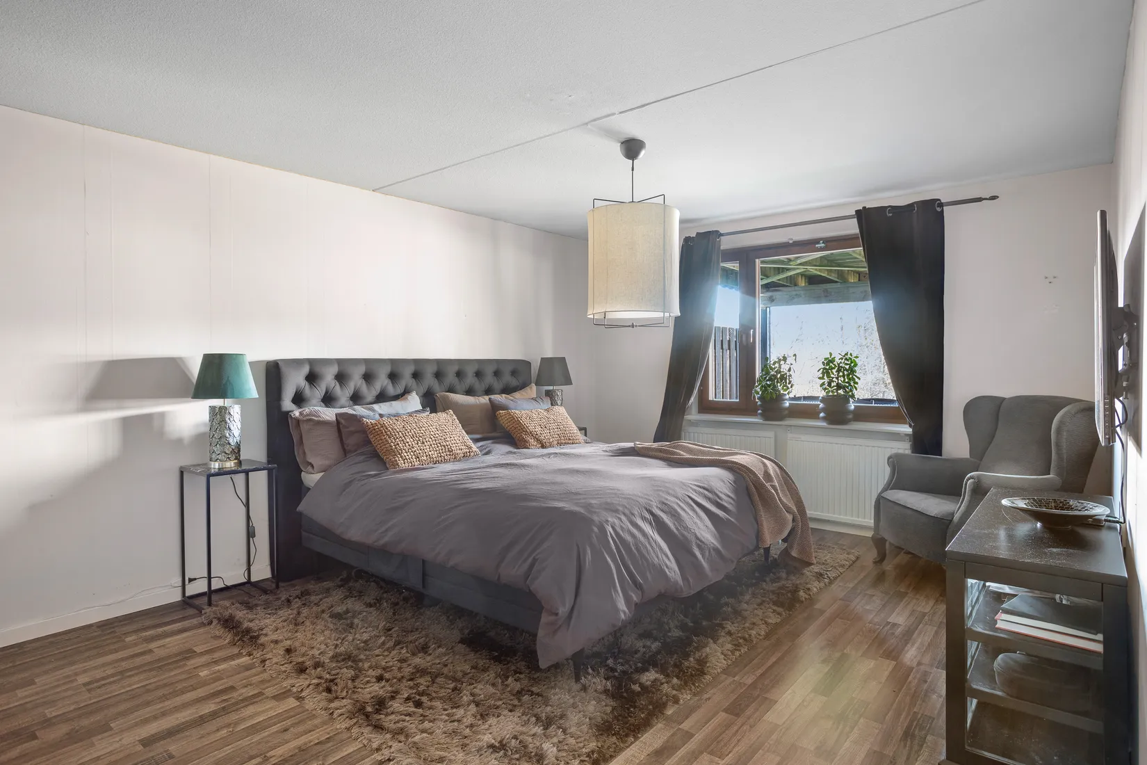 Villa, Radhus, Sviskonvägen 12, Viksjö Hummelmora, Järfälla